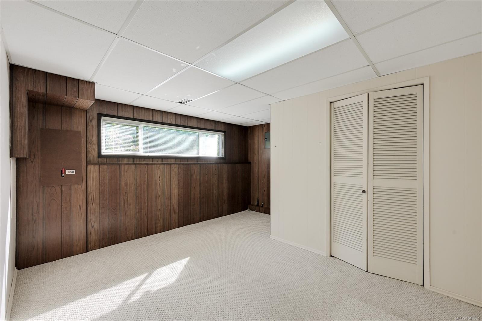 4218 Thornhill Cres