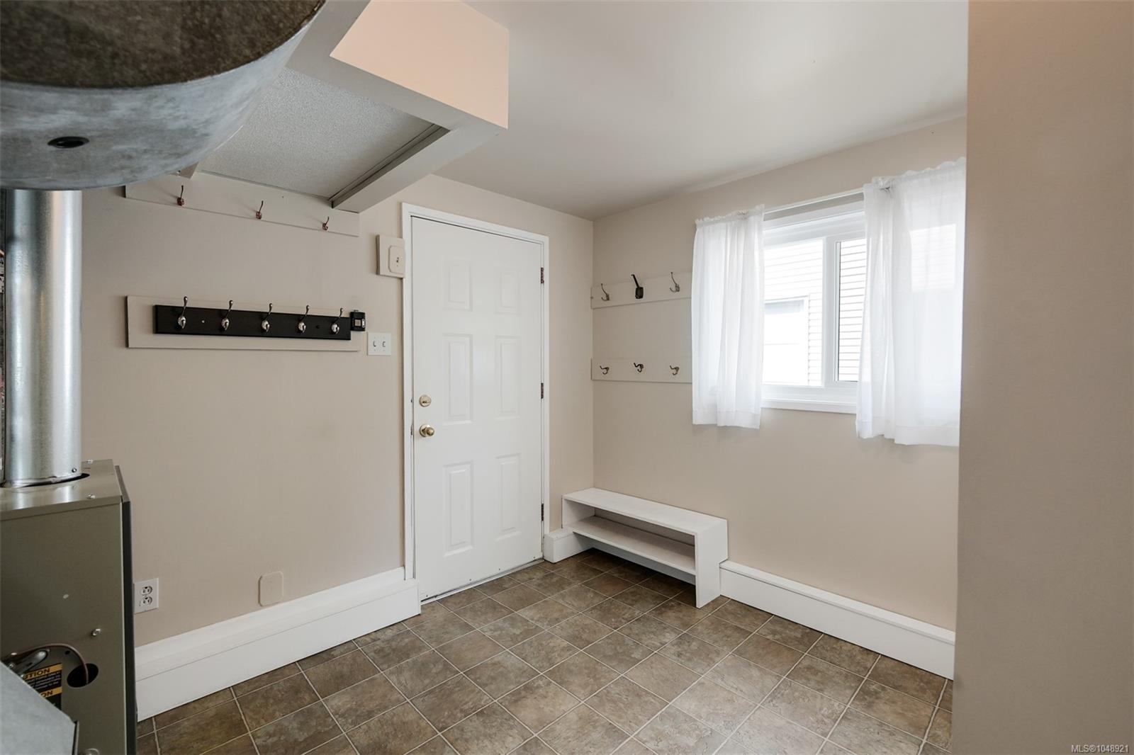 4218 Thornhill Cres