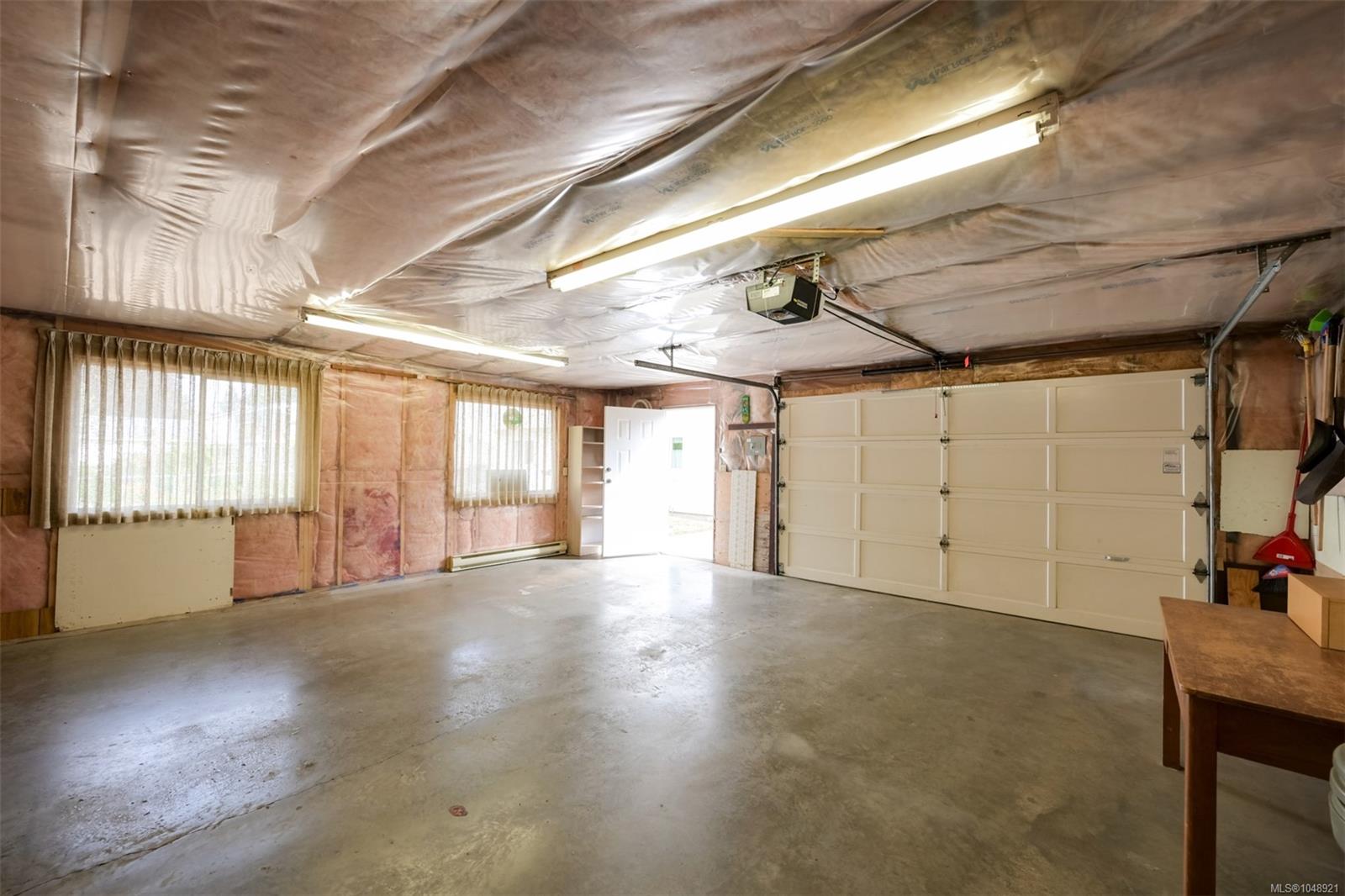 4218 Thornhill Cres