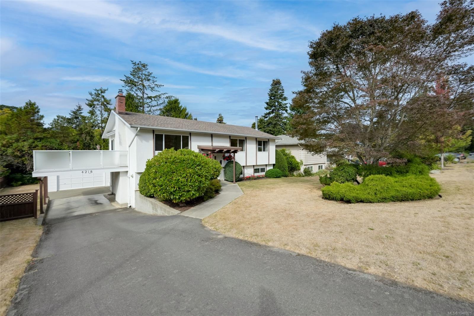 4218 Thornhill Cres