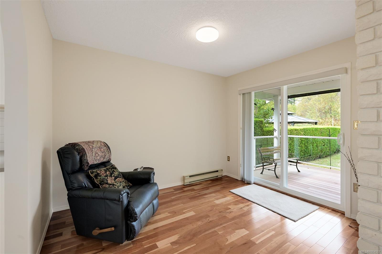 1309 Layritz Pl