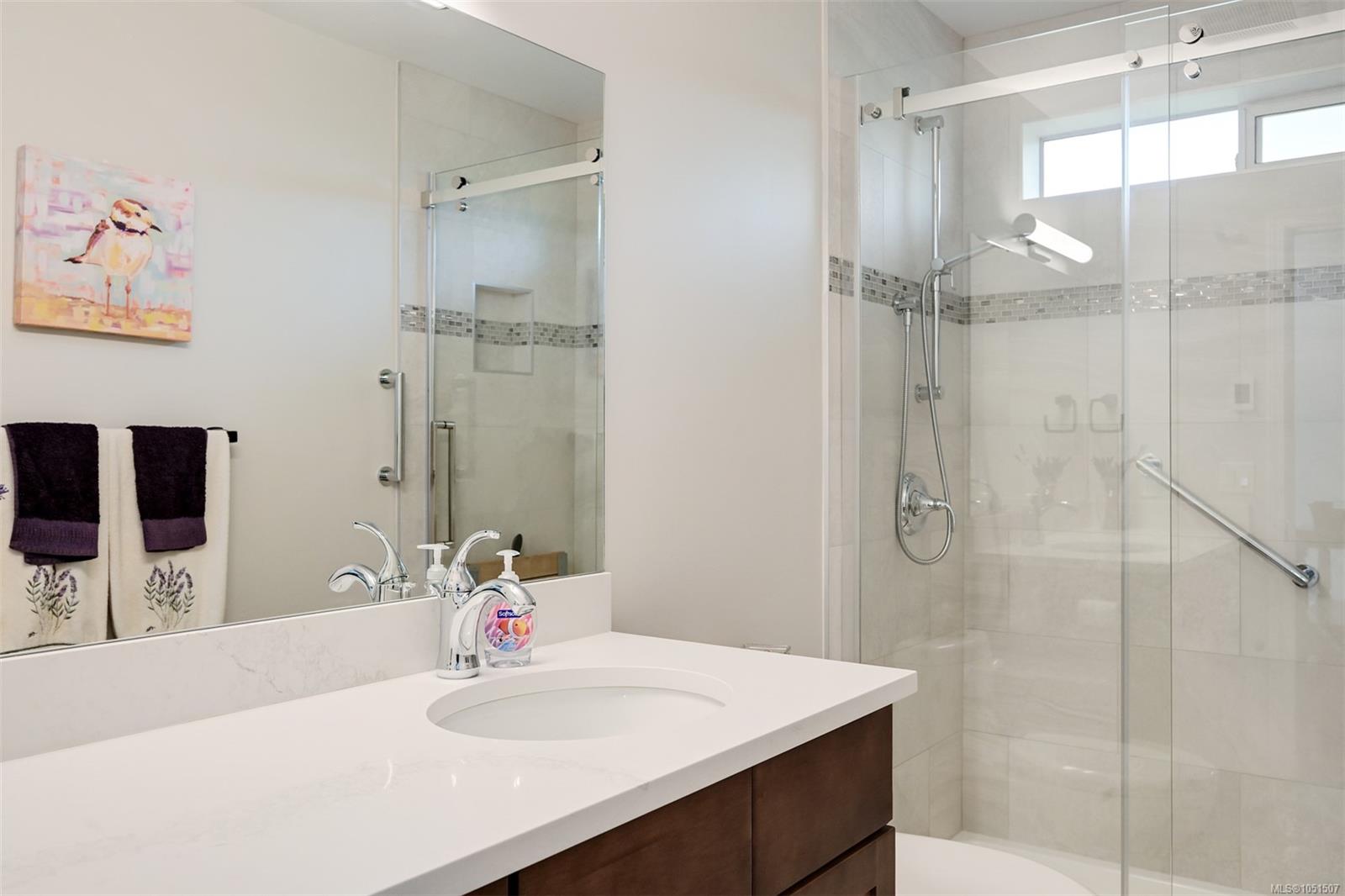 1309 Layritz Pl