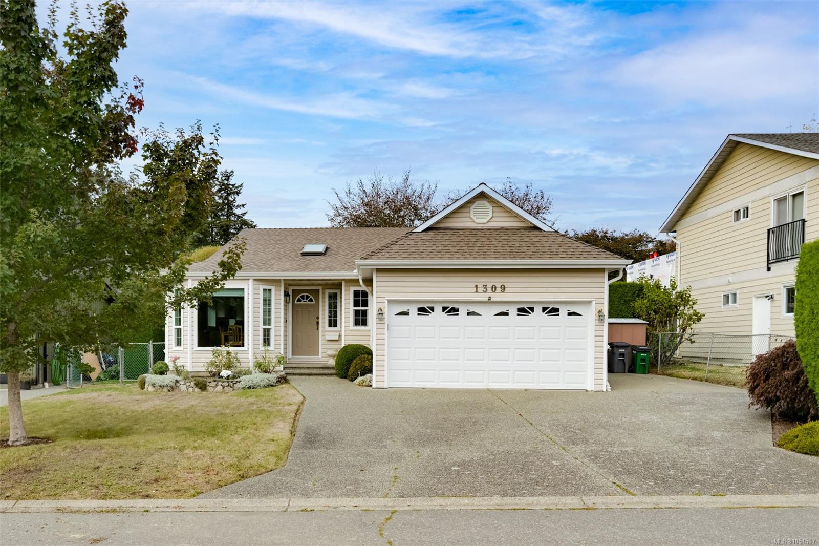 1309 Layritz Pl