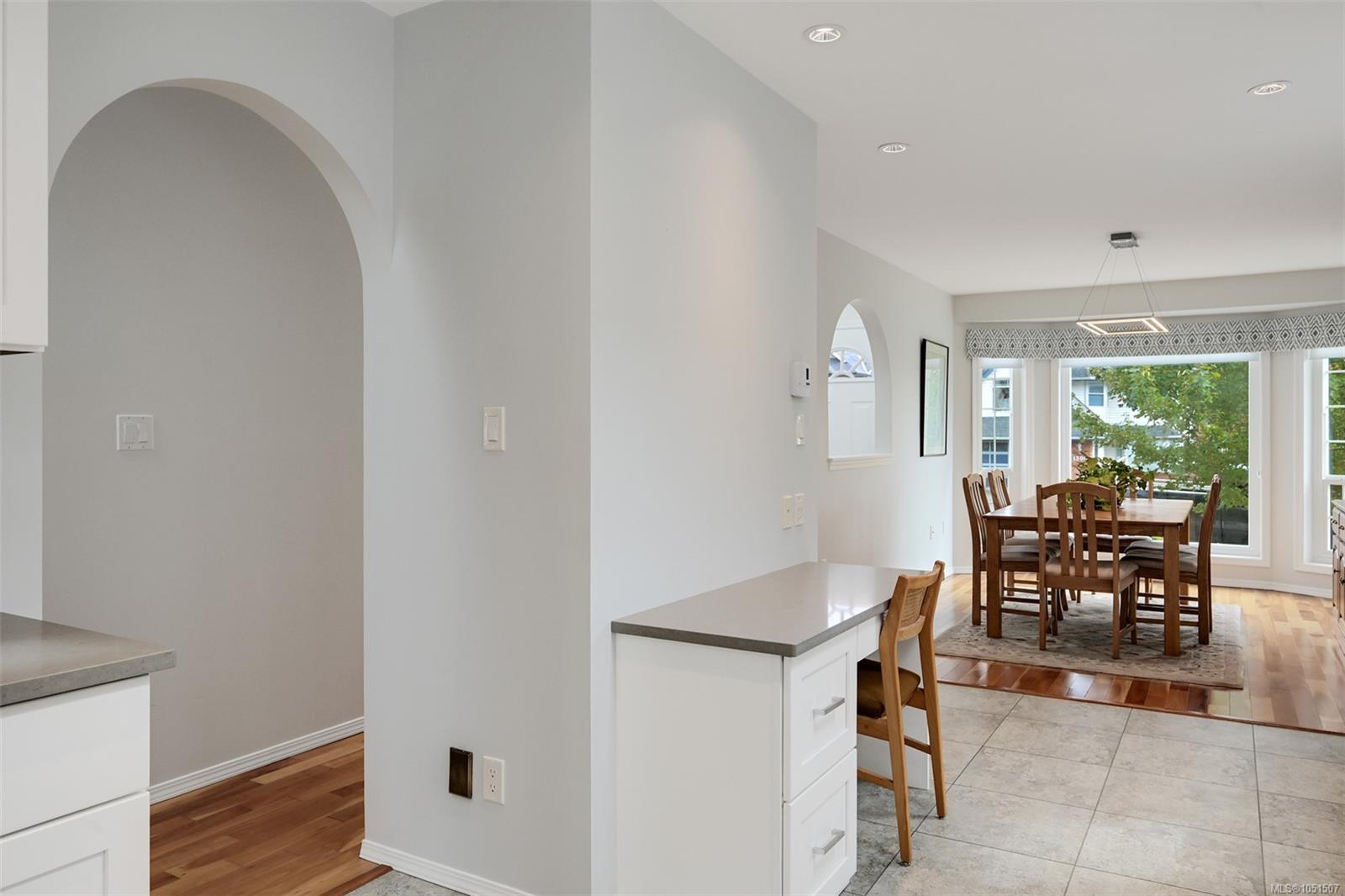 1309 Layritz Pl
