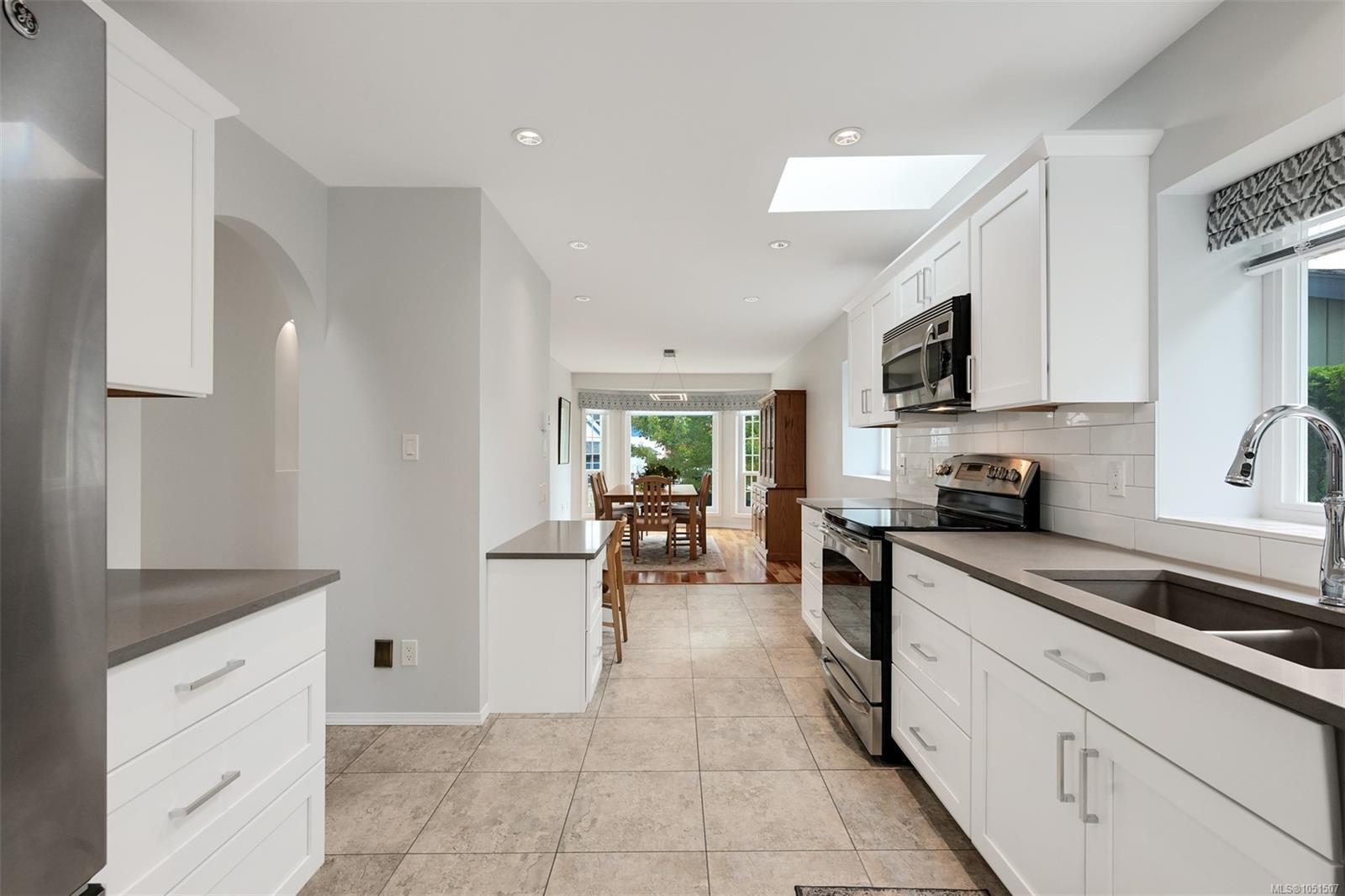 1309 Layritz Pl