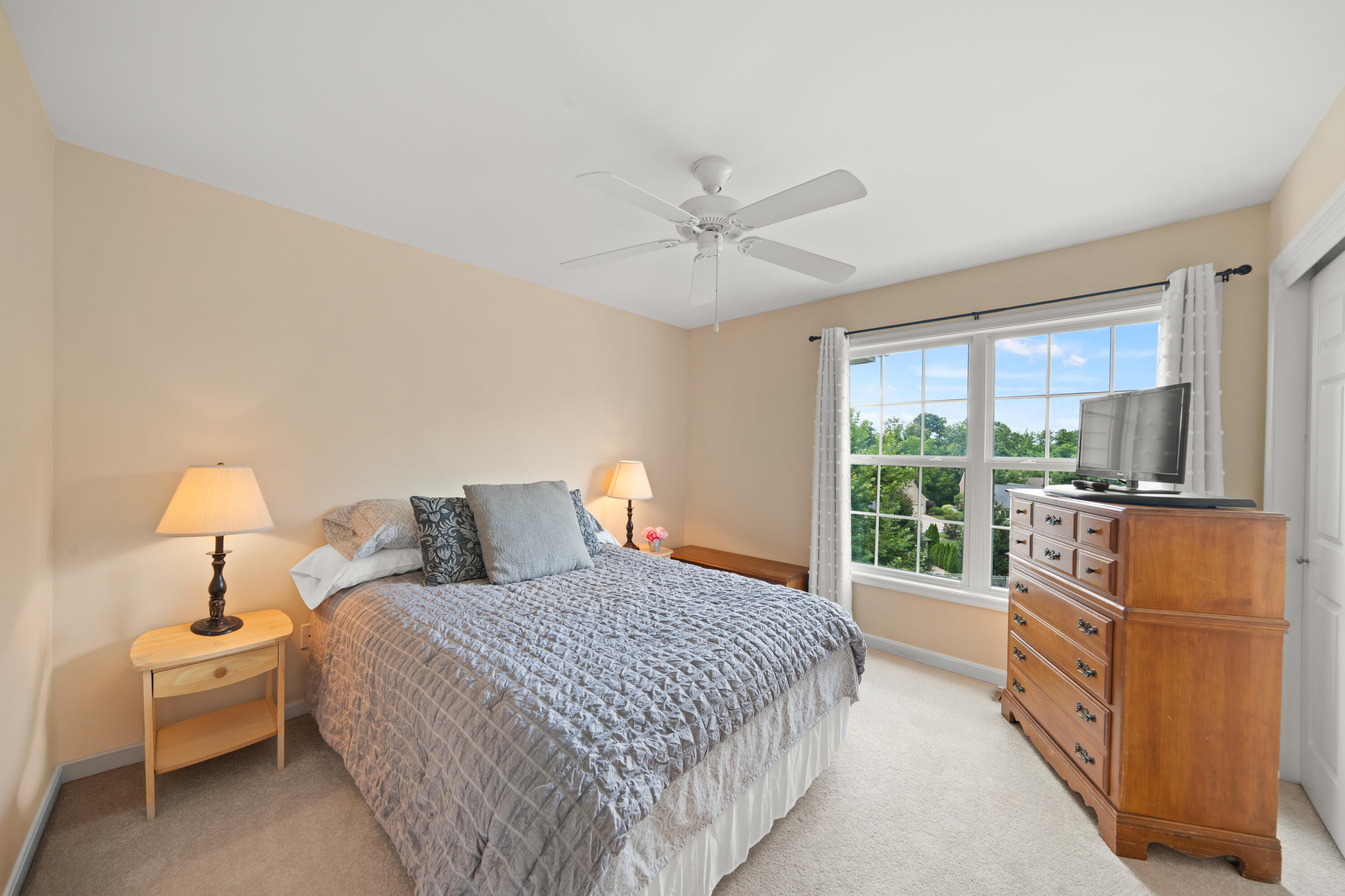 2656 Legacy Ridge