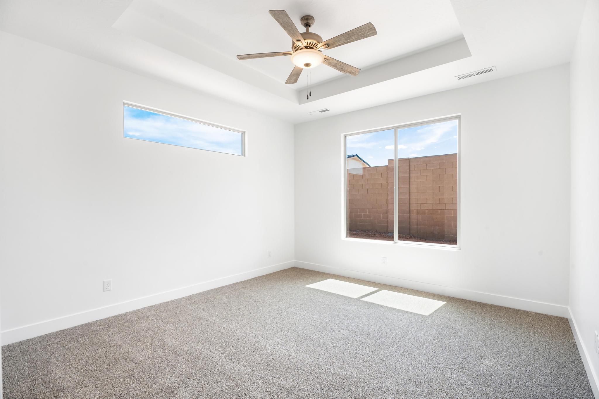 3361 W Palomar