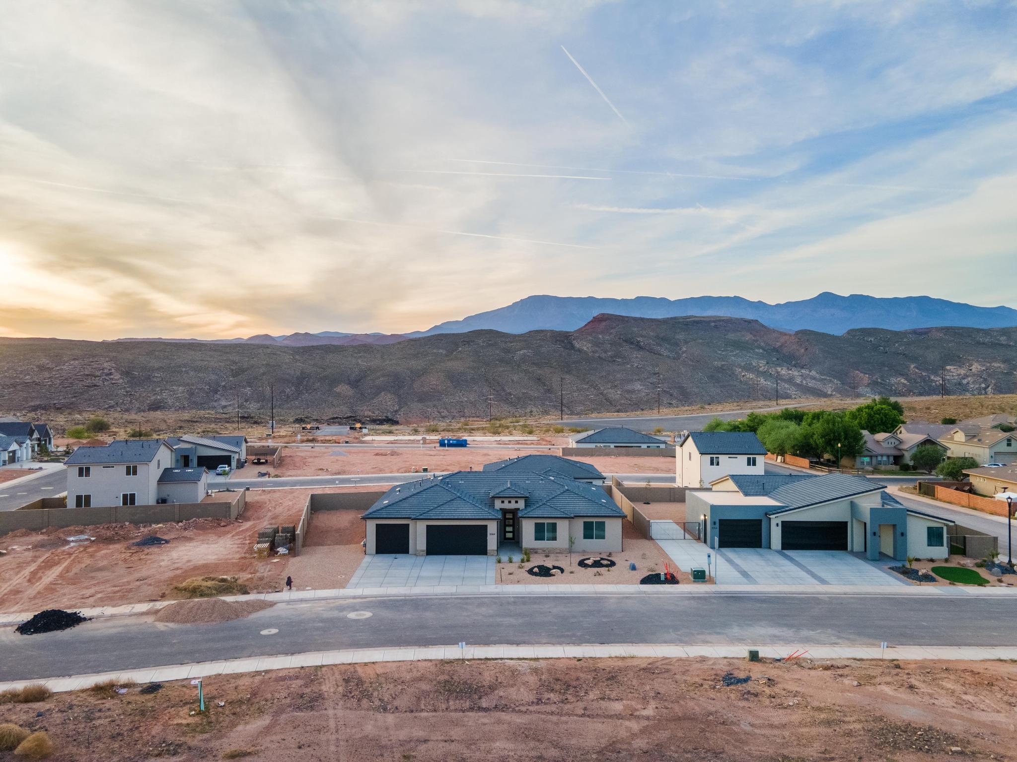 3364 W Torey LN