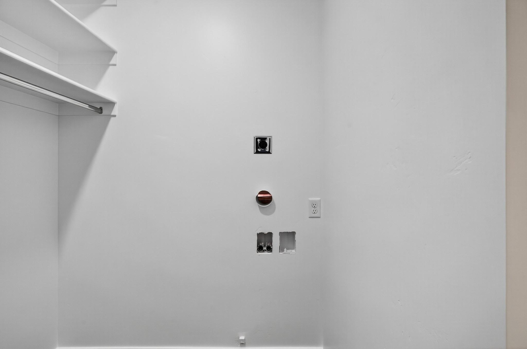 732 N 15 W