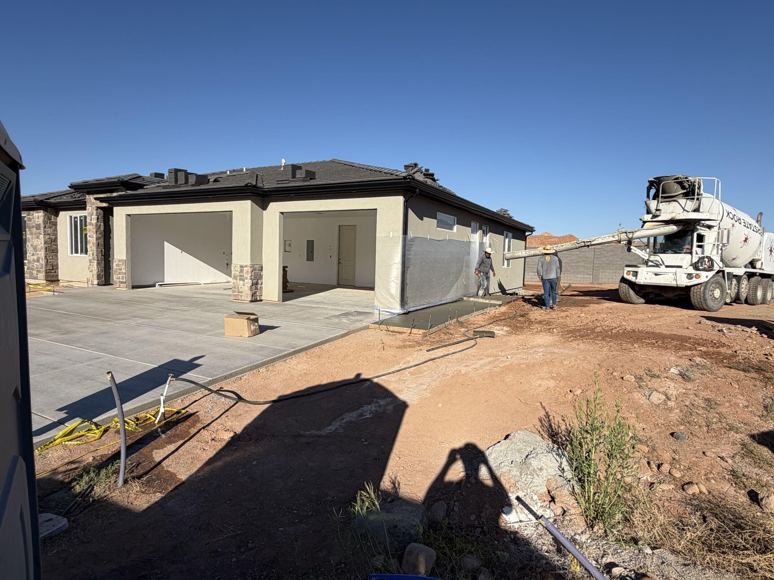 1017 N 20 W