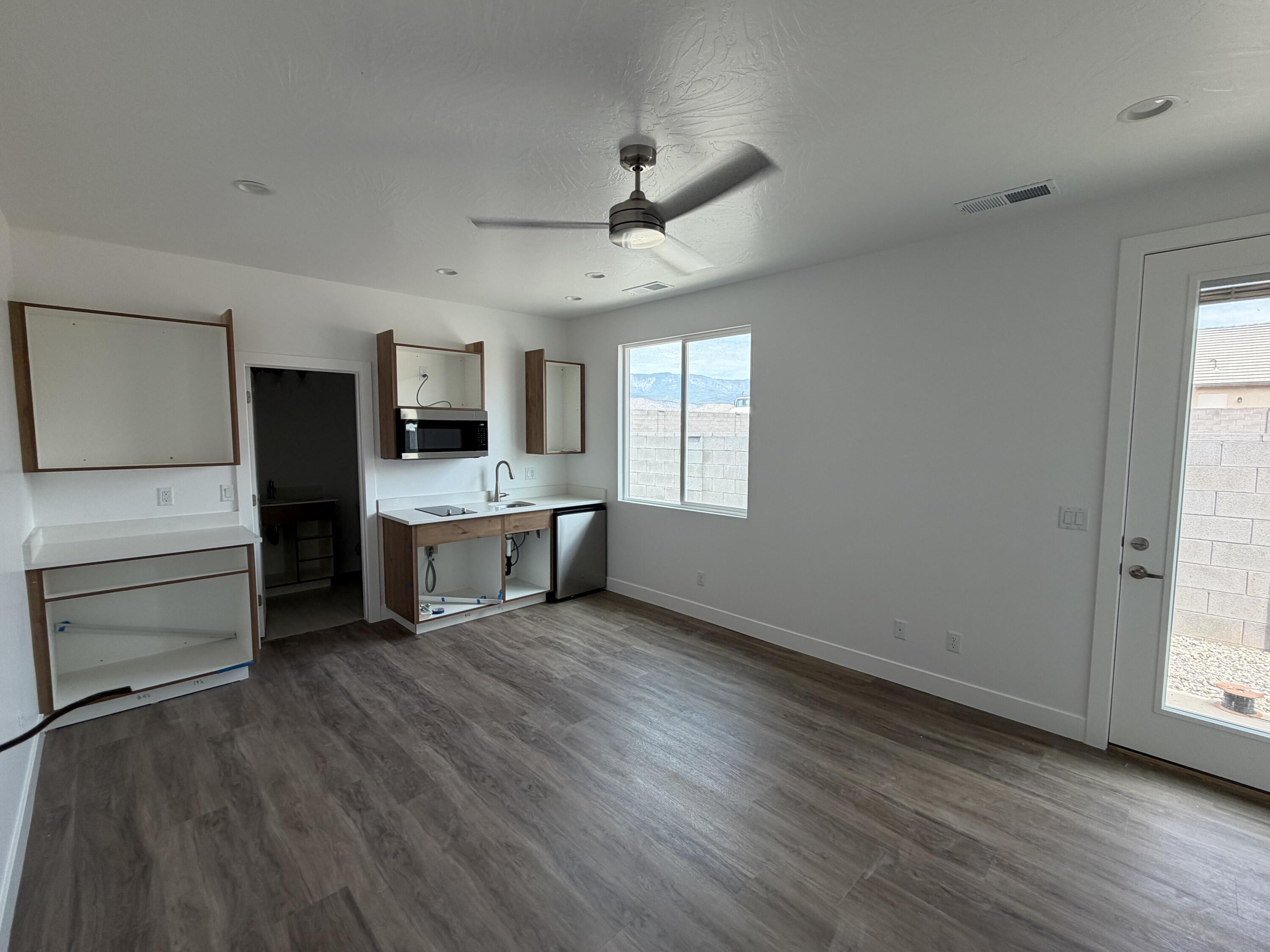 1017 N 20 W