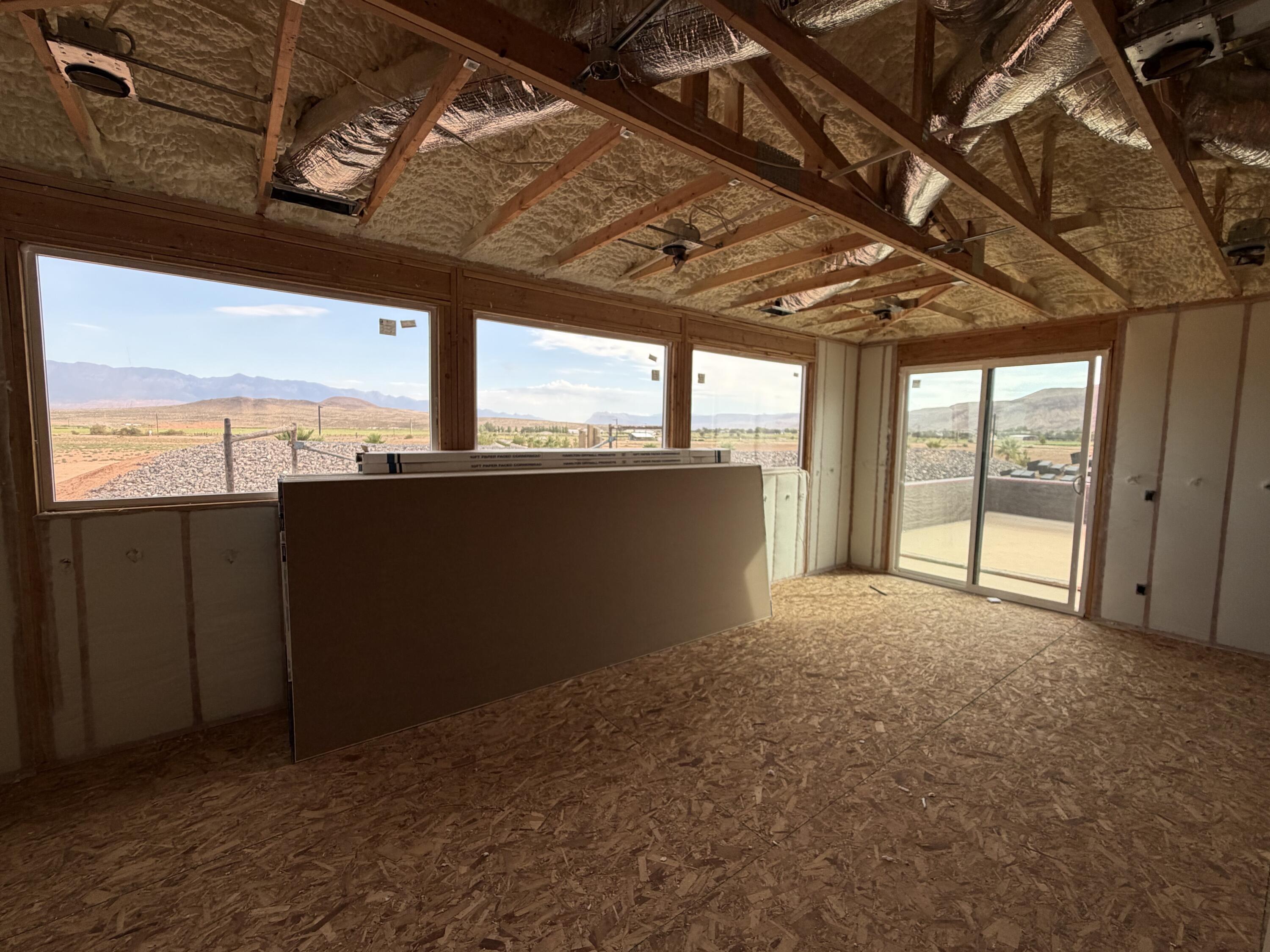 1784 W Monument Valley RD