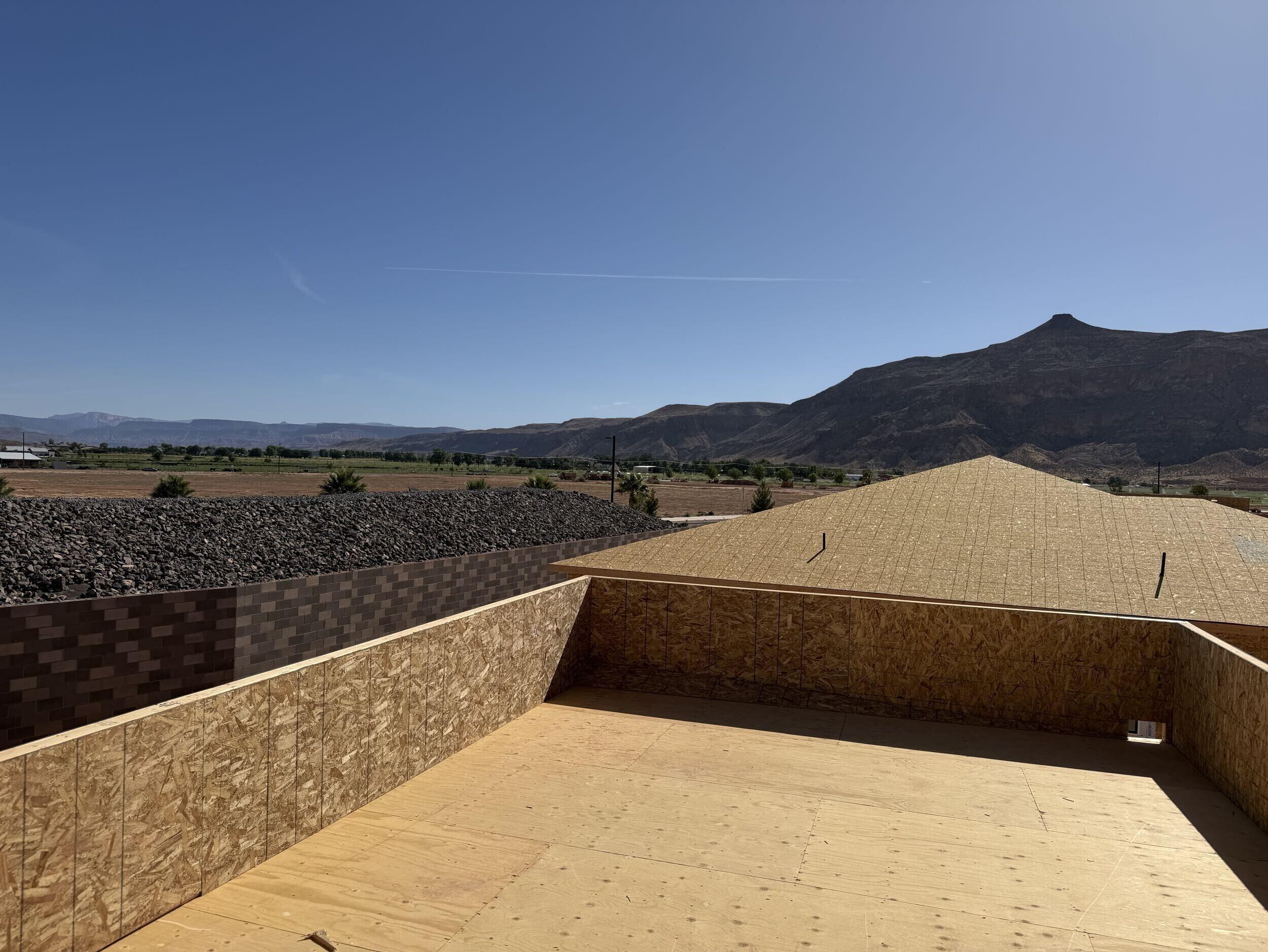 1784 W Monument Valley RD