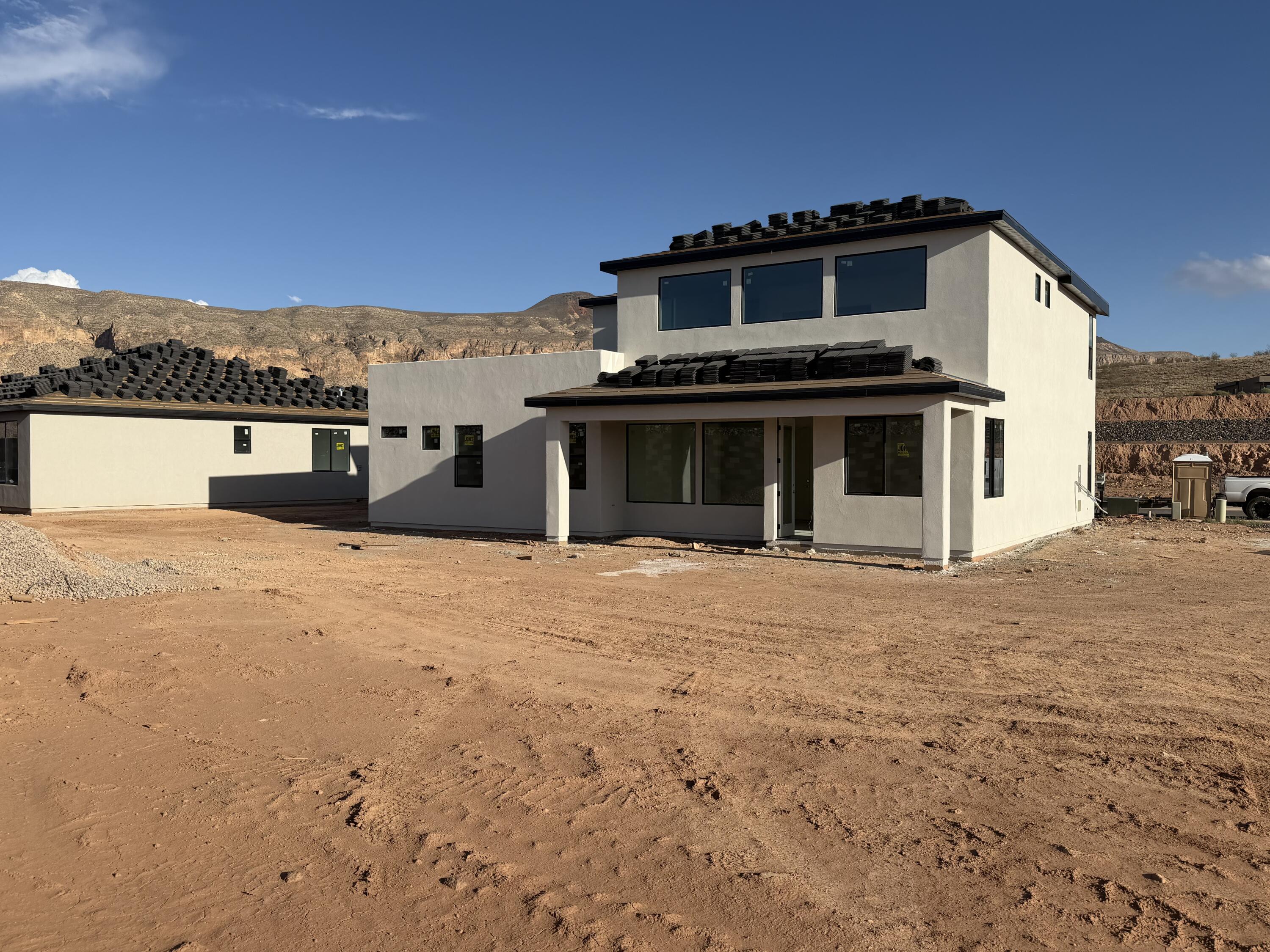 1784 W Monument Valley RD
