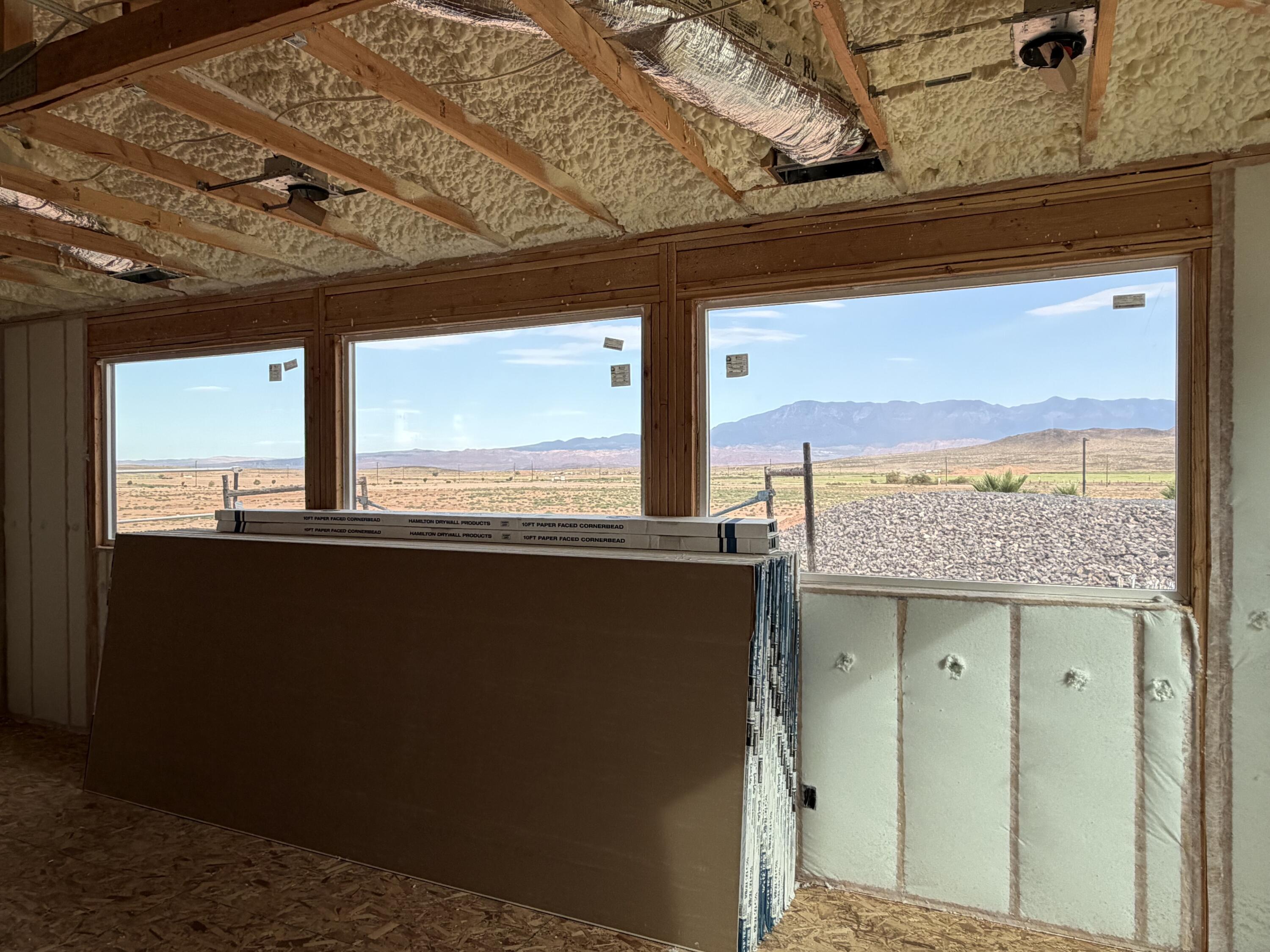 1784 W Monument Valley RD