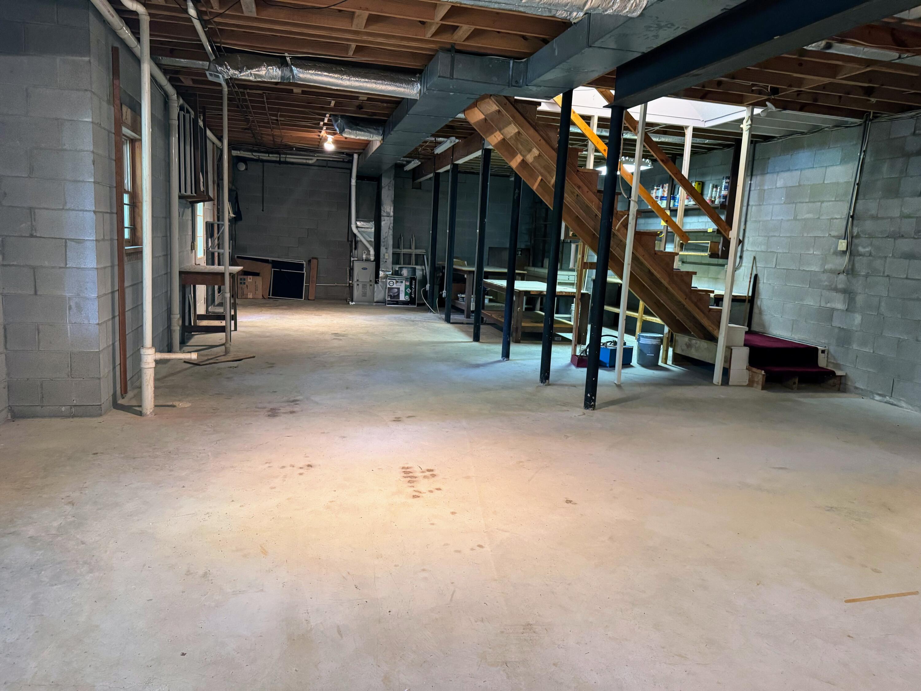 6424 Lake Shadows Circle