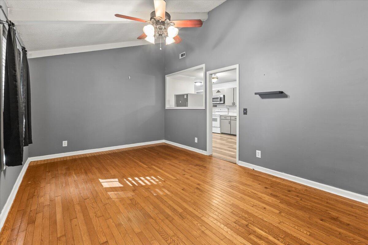 946 Old Cottonwood Mill Road