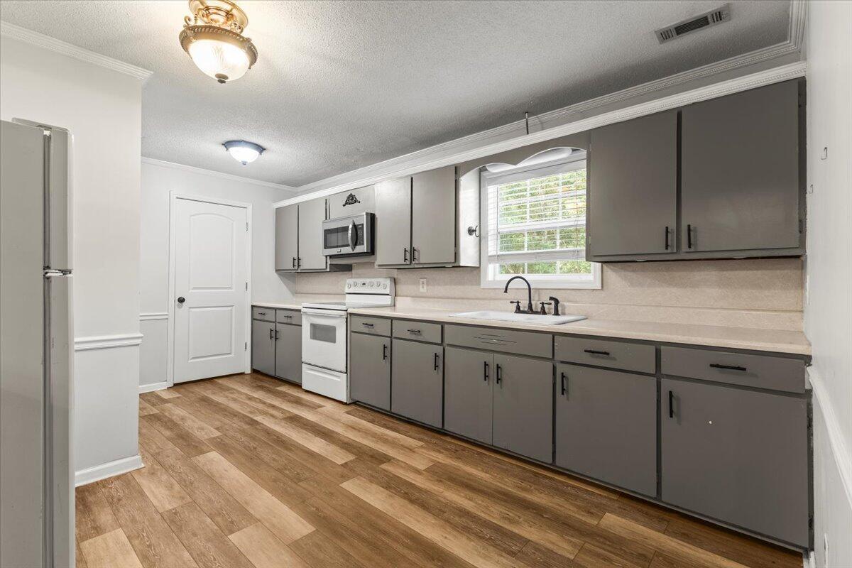 946 Old Cottonwood Mill Road