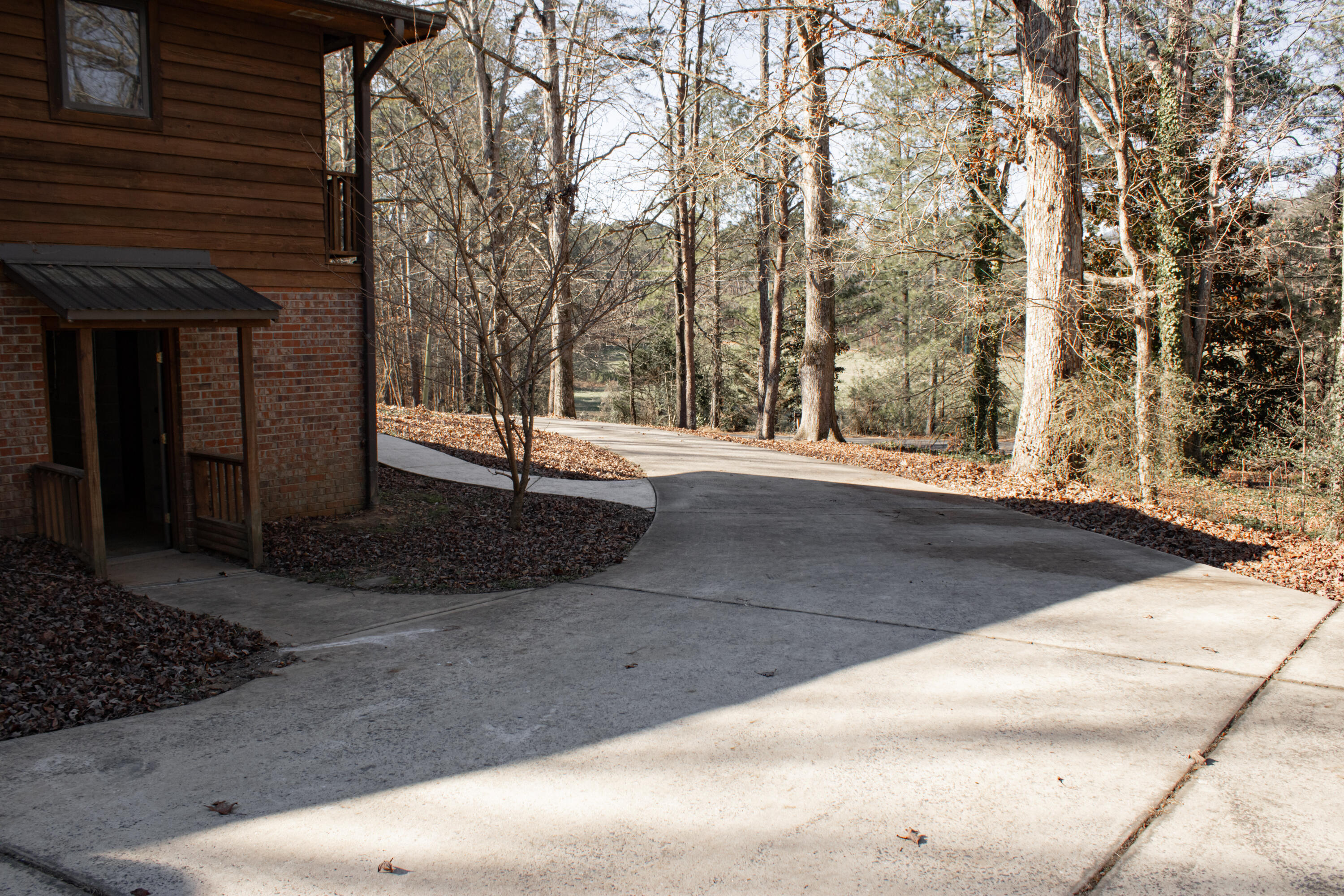 923 S Burnt Mill Road, LaFayette