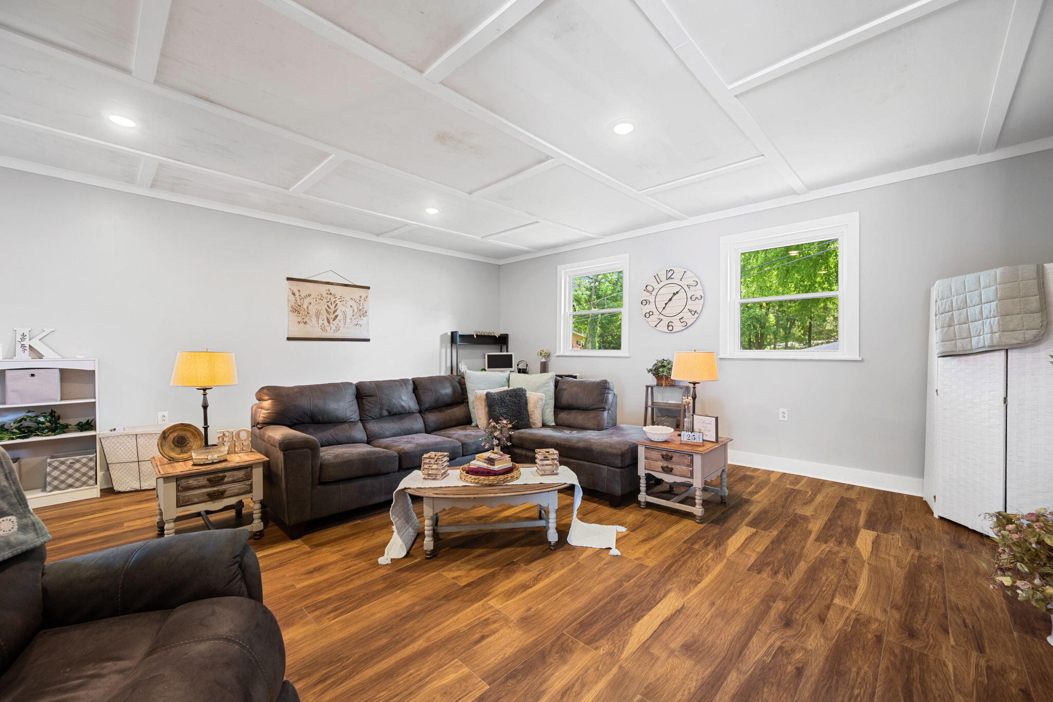 301 Clebourne Avenue