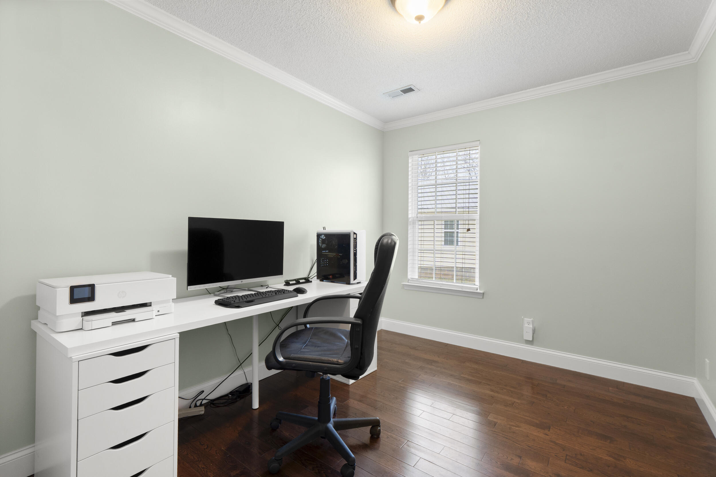 797 Kings Row