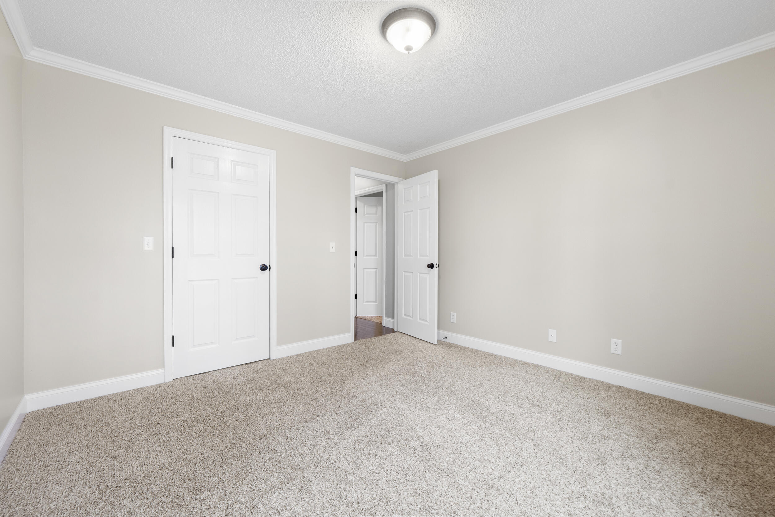 797 Kings Row