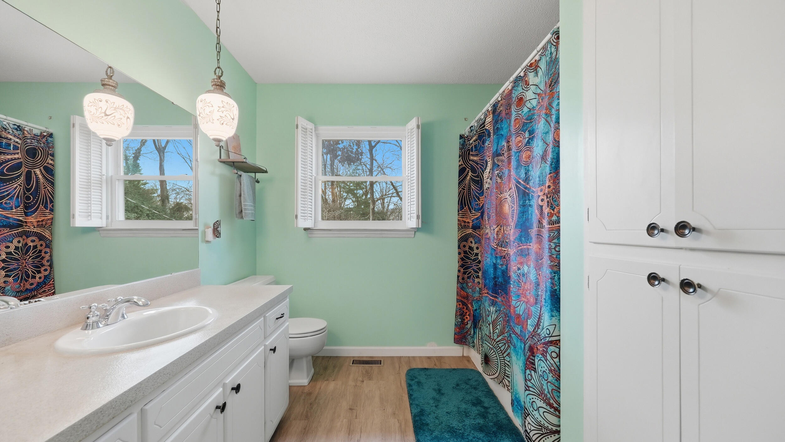 1304 Highcrest Drive