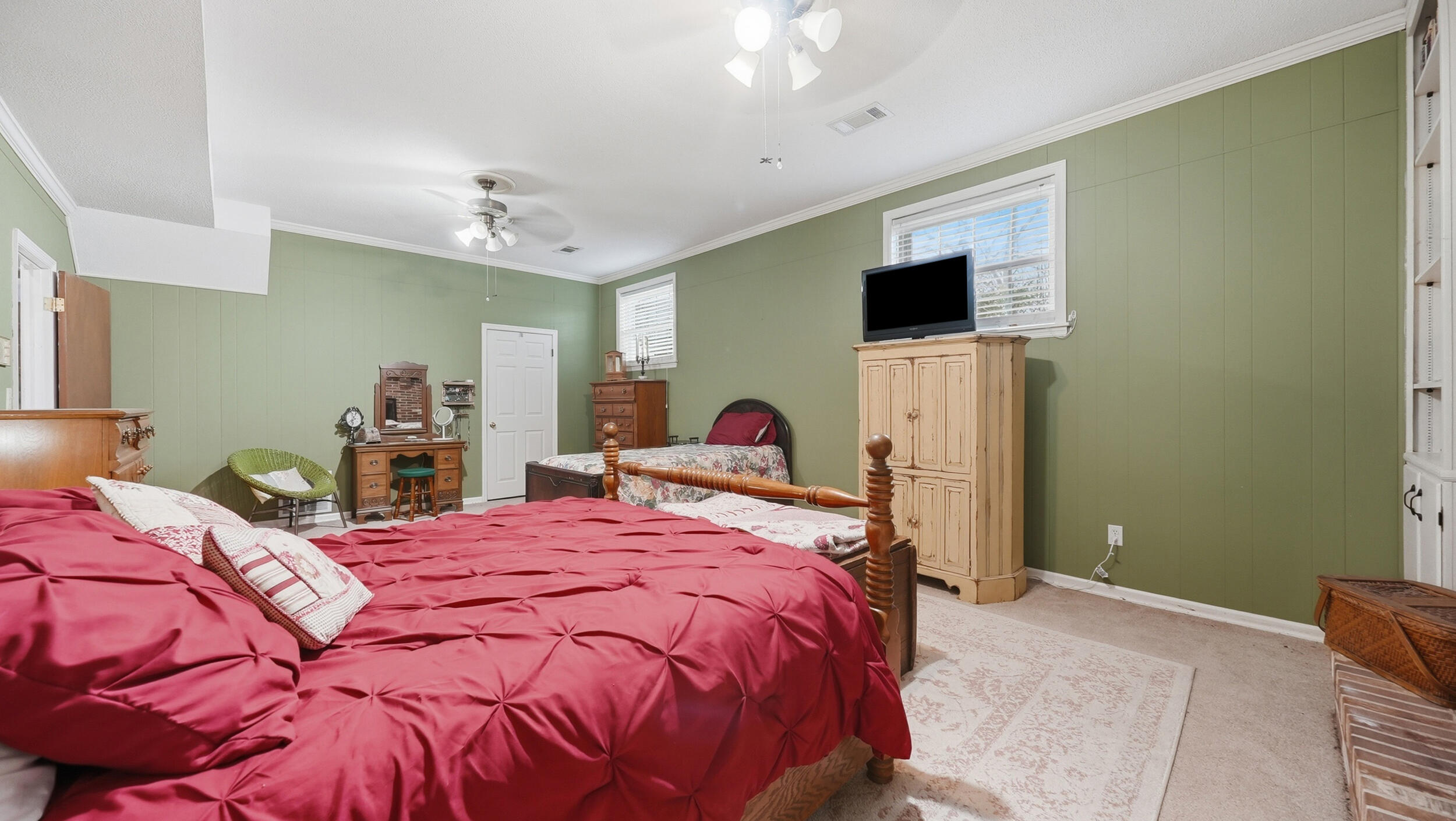 1304 Highcrest Drive