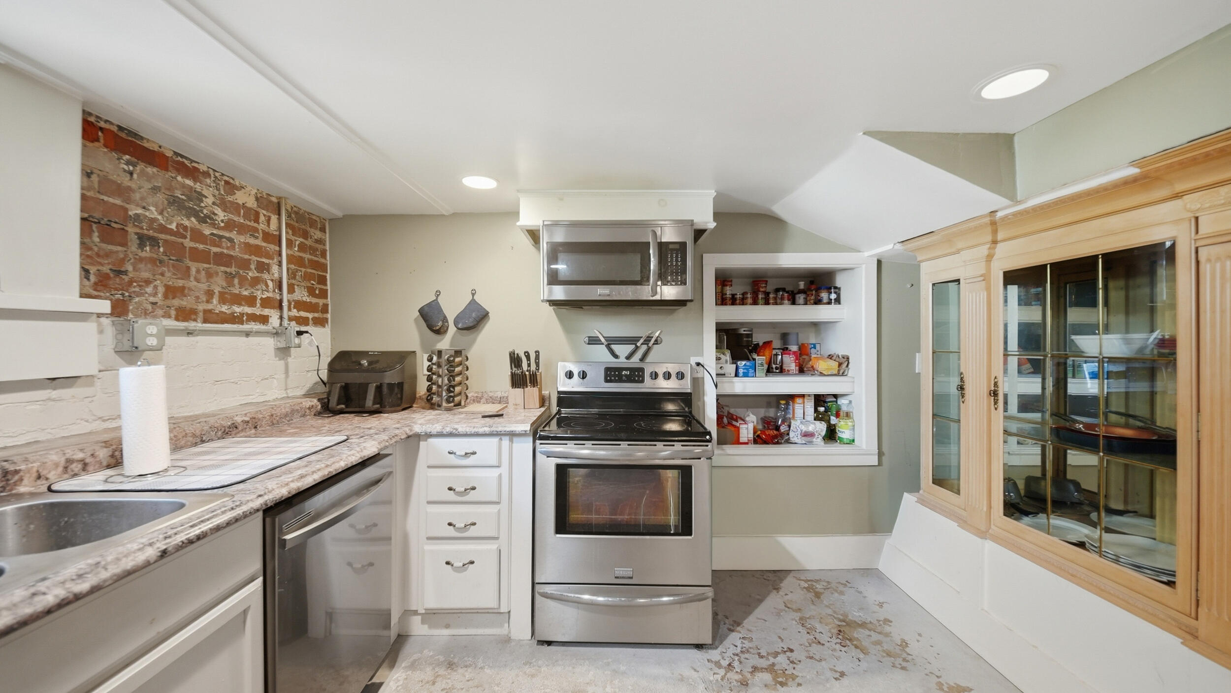 151 N Orchard Knob Avenue