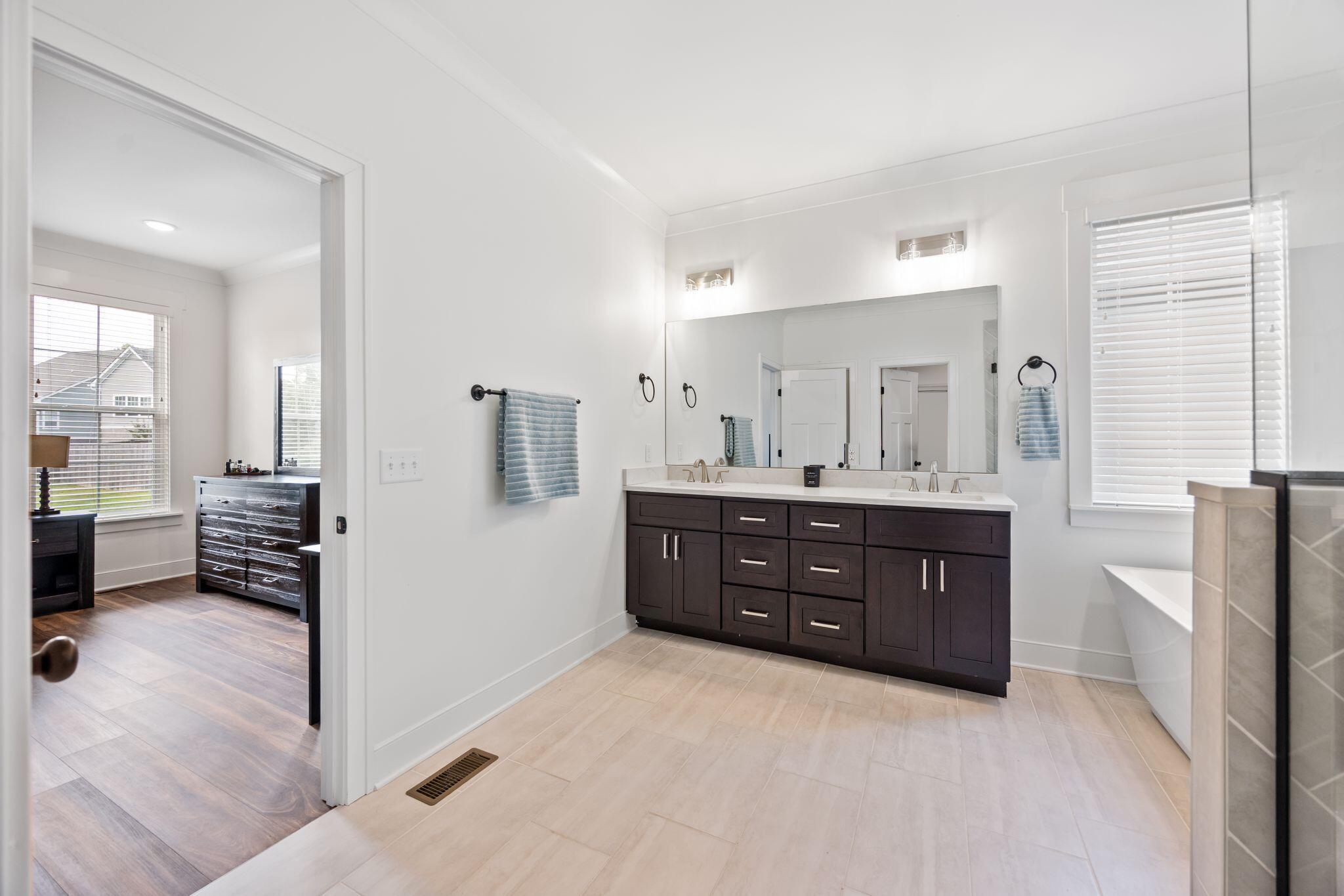 494 Johnston Road, McDonald