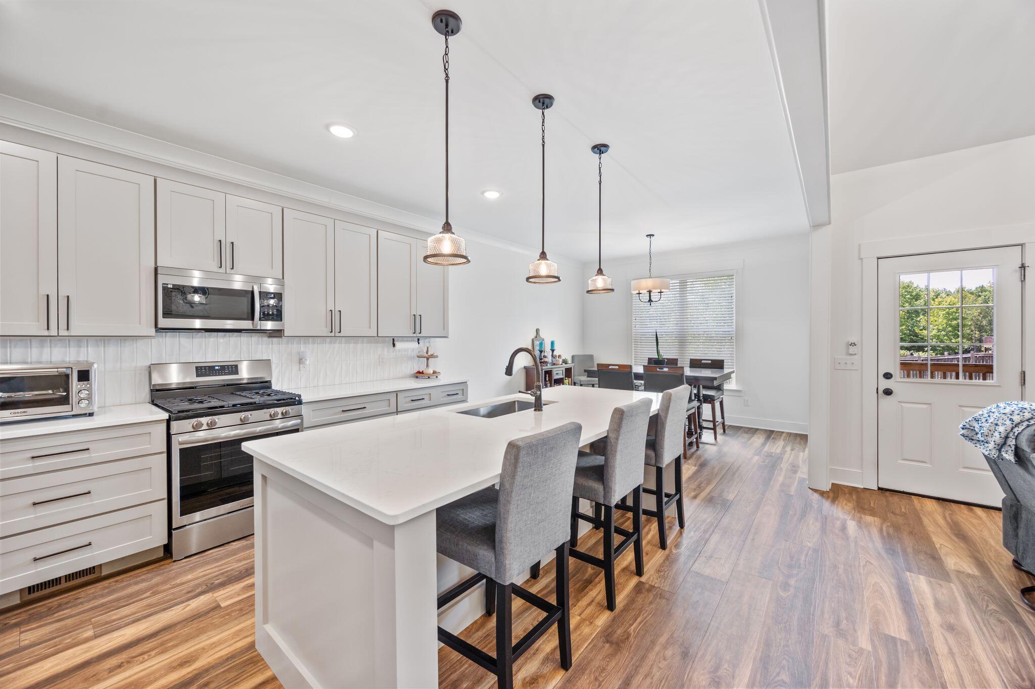 494 Johnston Road, McDonald