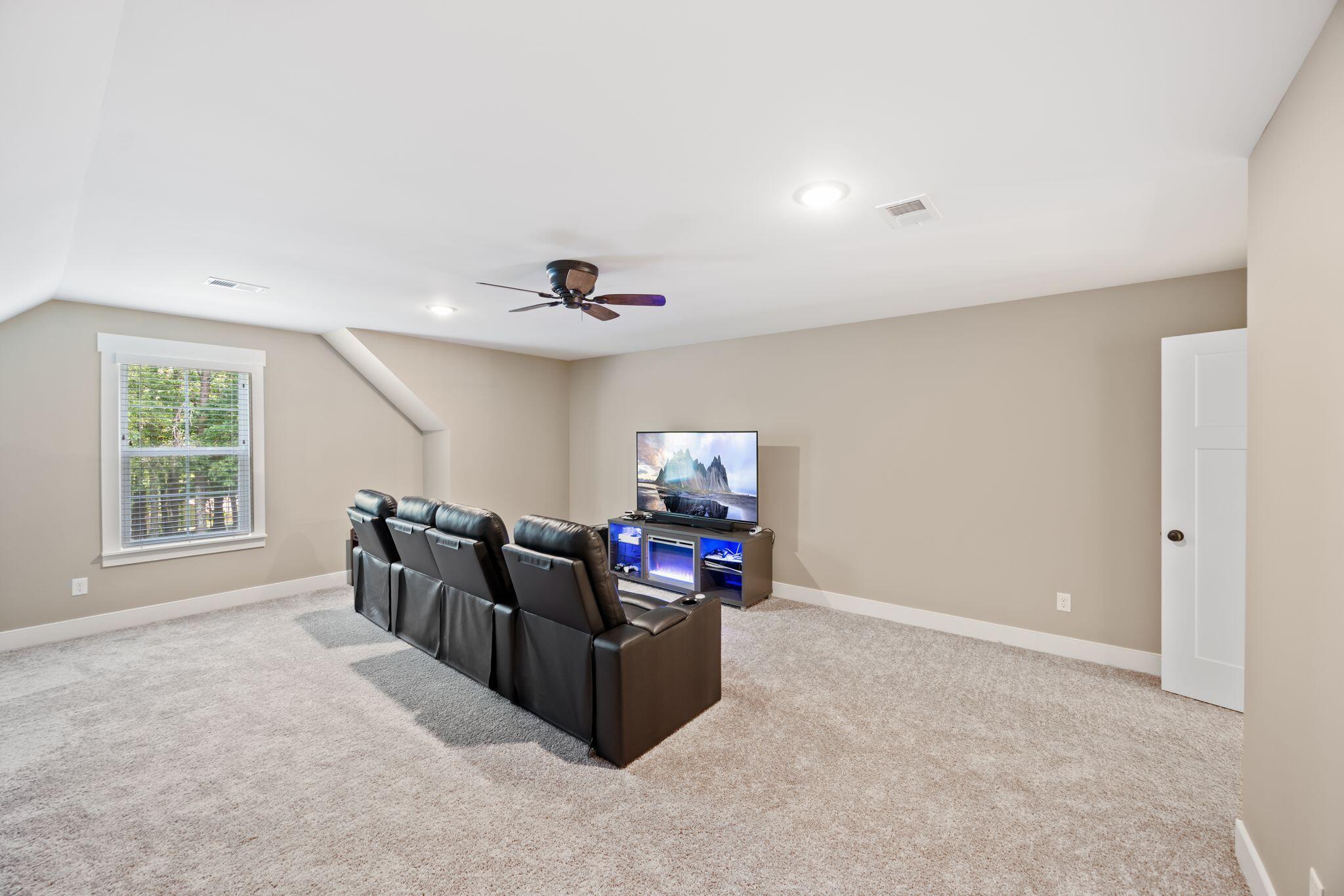 494 Johnston Road, McDonald