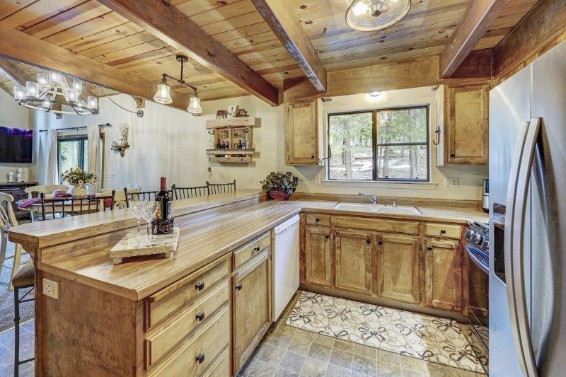 2128 E Mokelumne Drive
