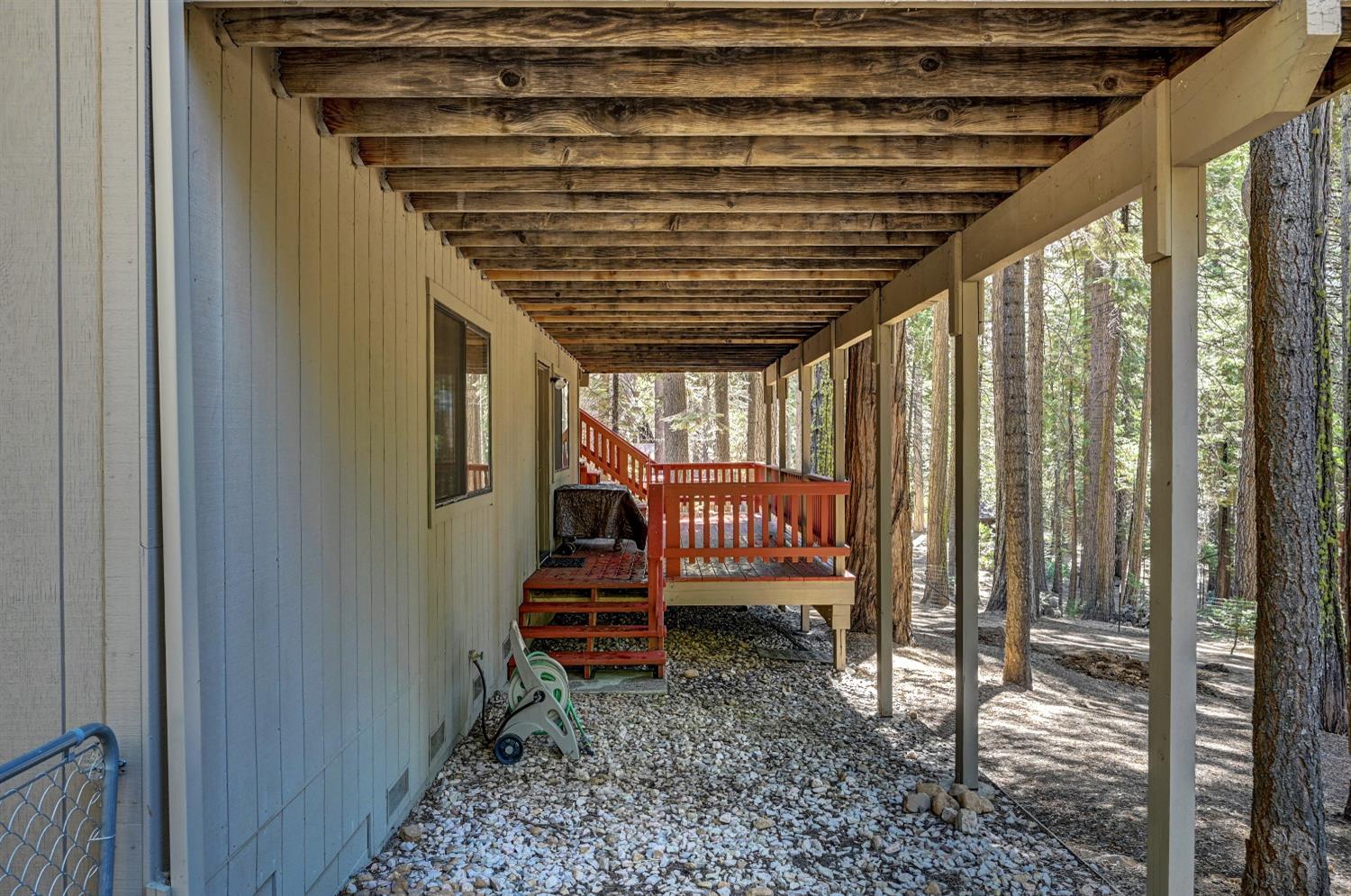 1476 Topanga Lane
