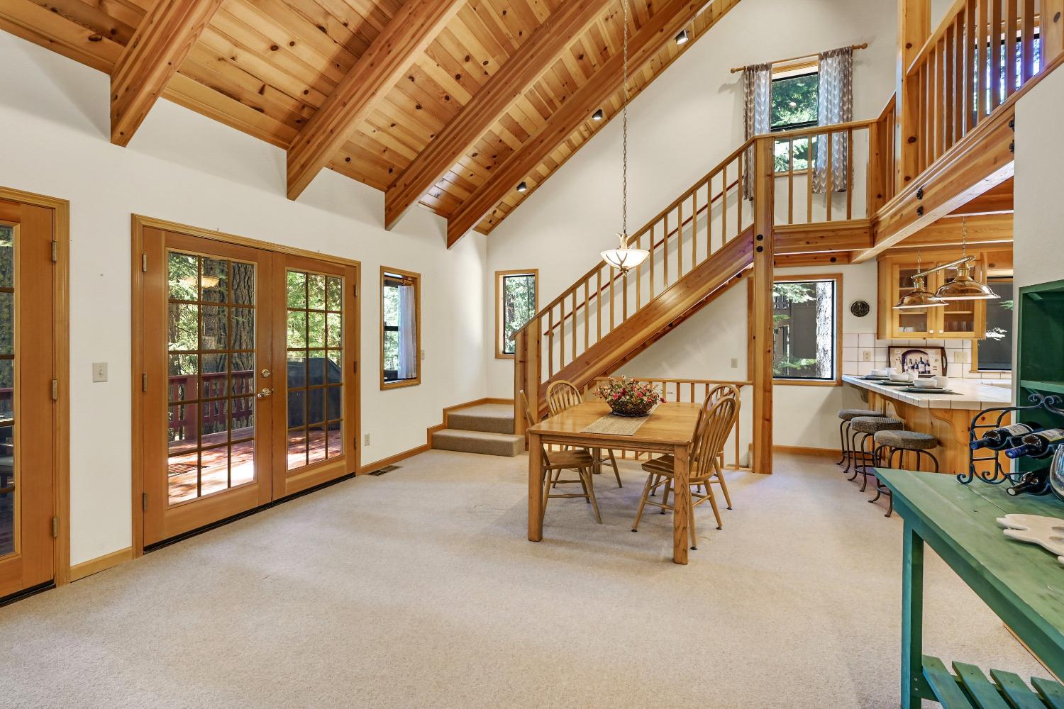 1476 Topanga Lane