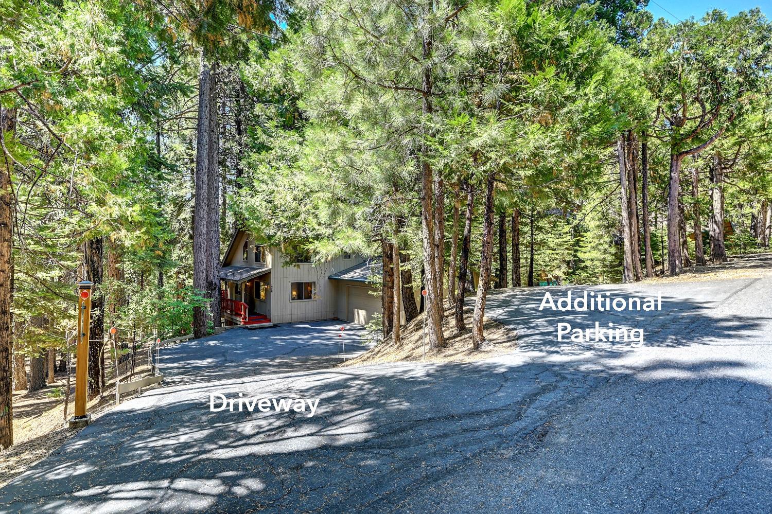 1476 Topanga Lane