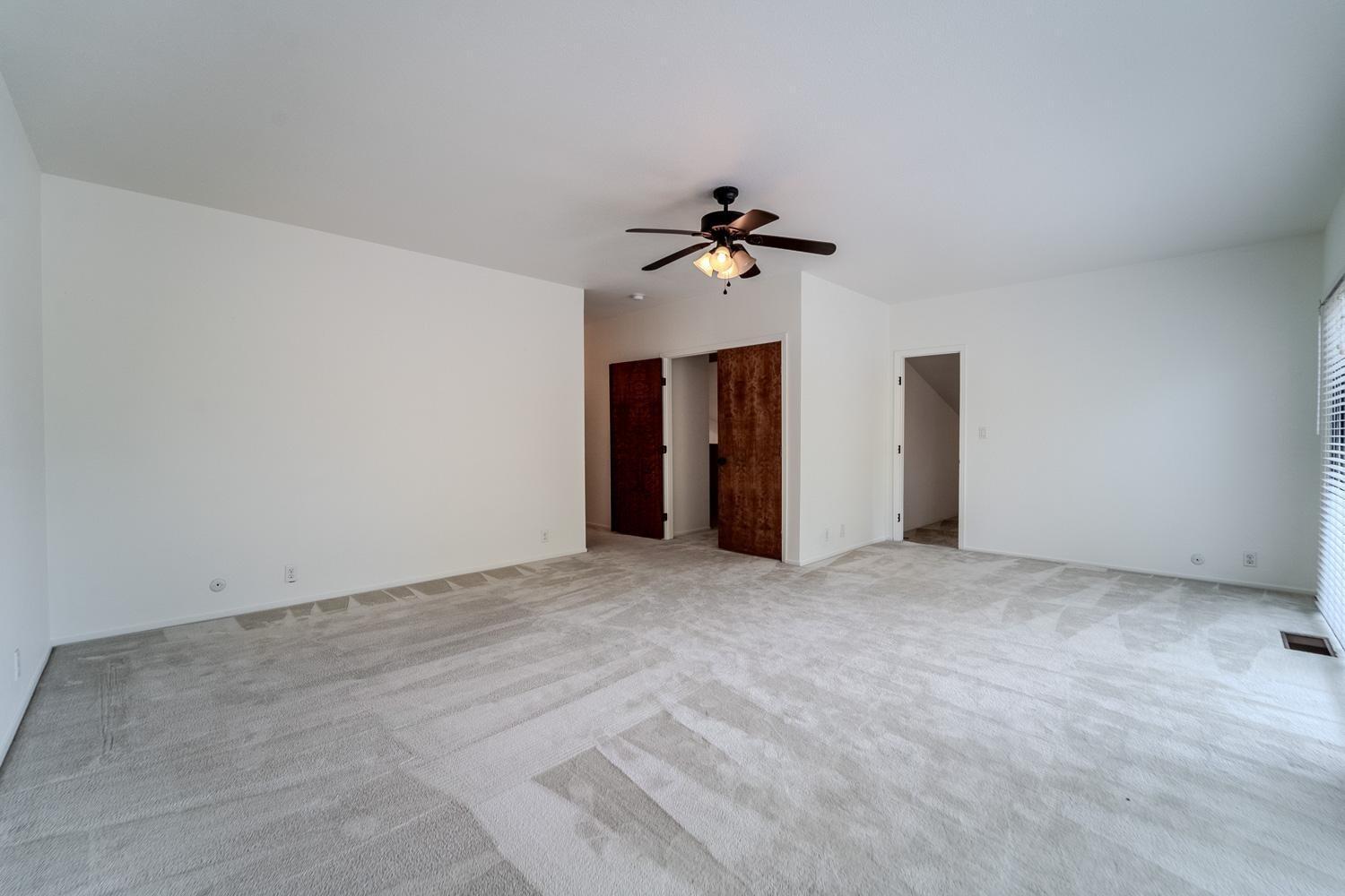 2704 Oakhurst Drive