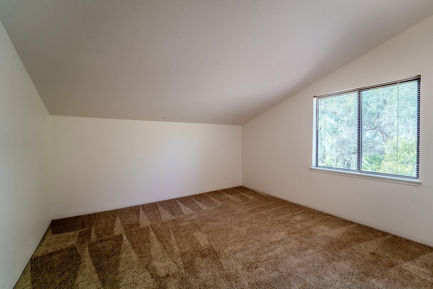 2704 Oakhurst Drive