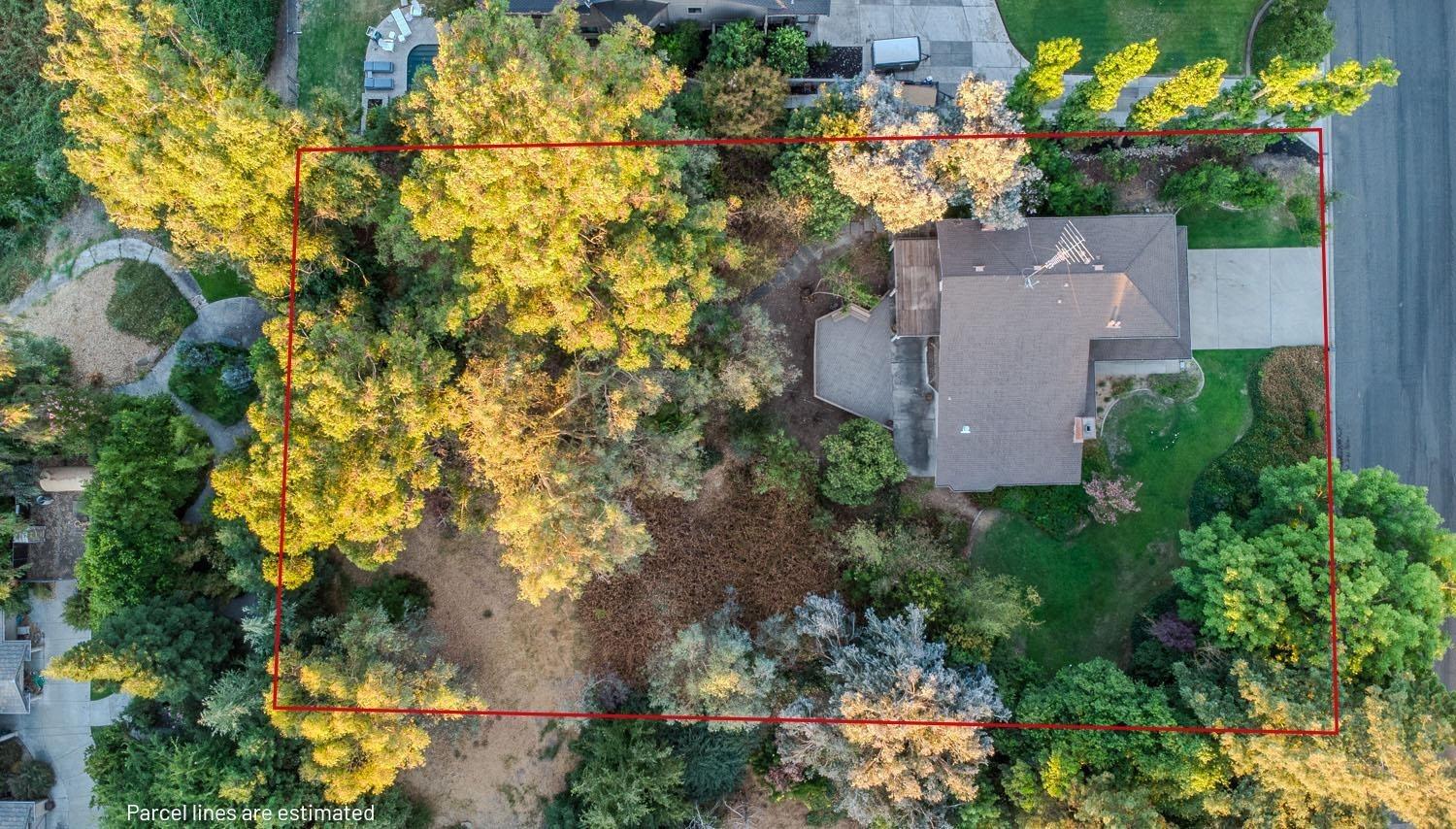 2704 Oakhurst Drive