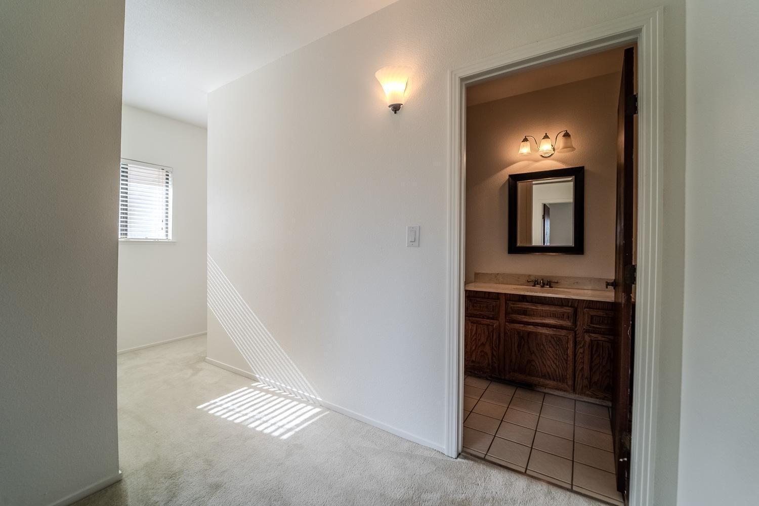 2704 Oakhurst Drive