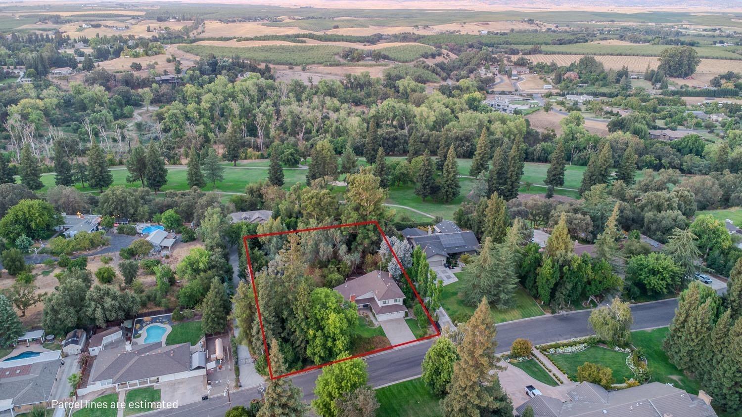 2704 Oakhurst Drive