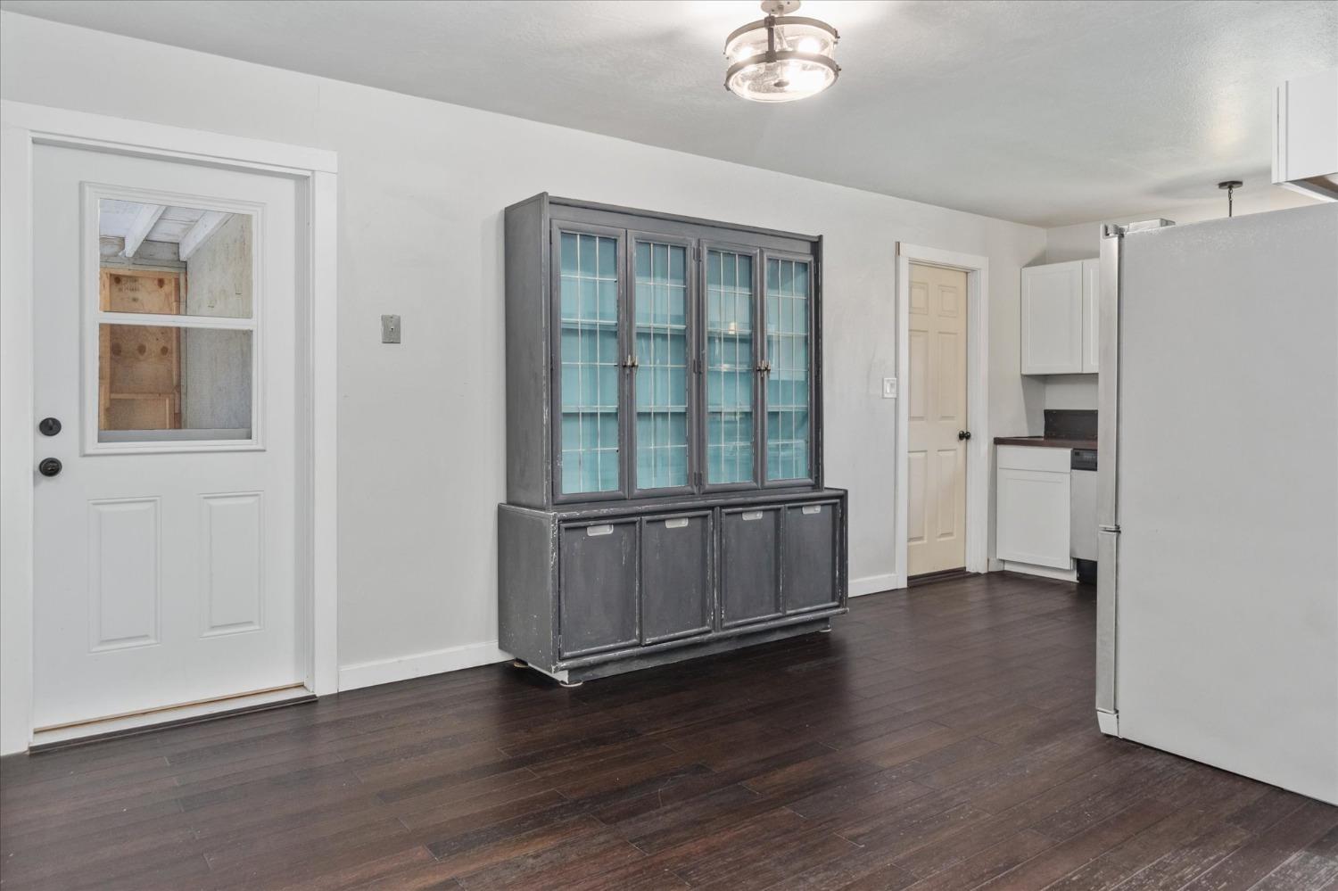 3945 Ponderosa