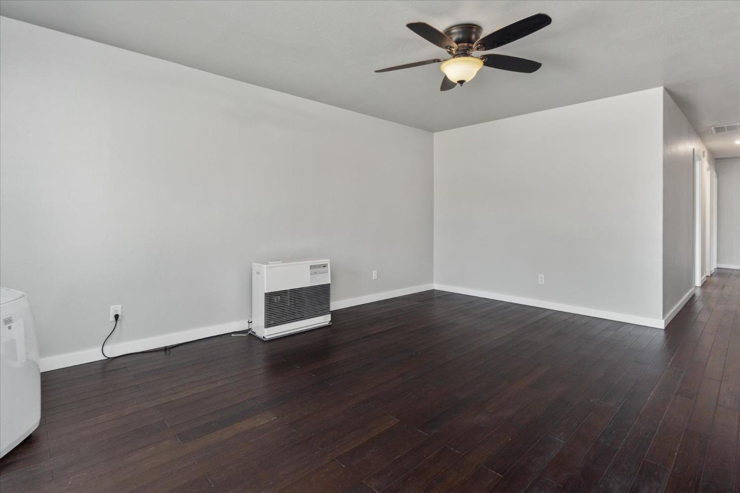 3945 Ponderosa