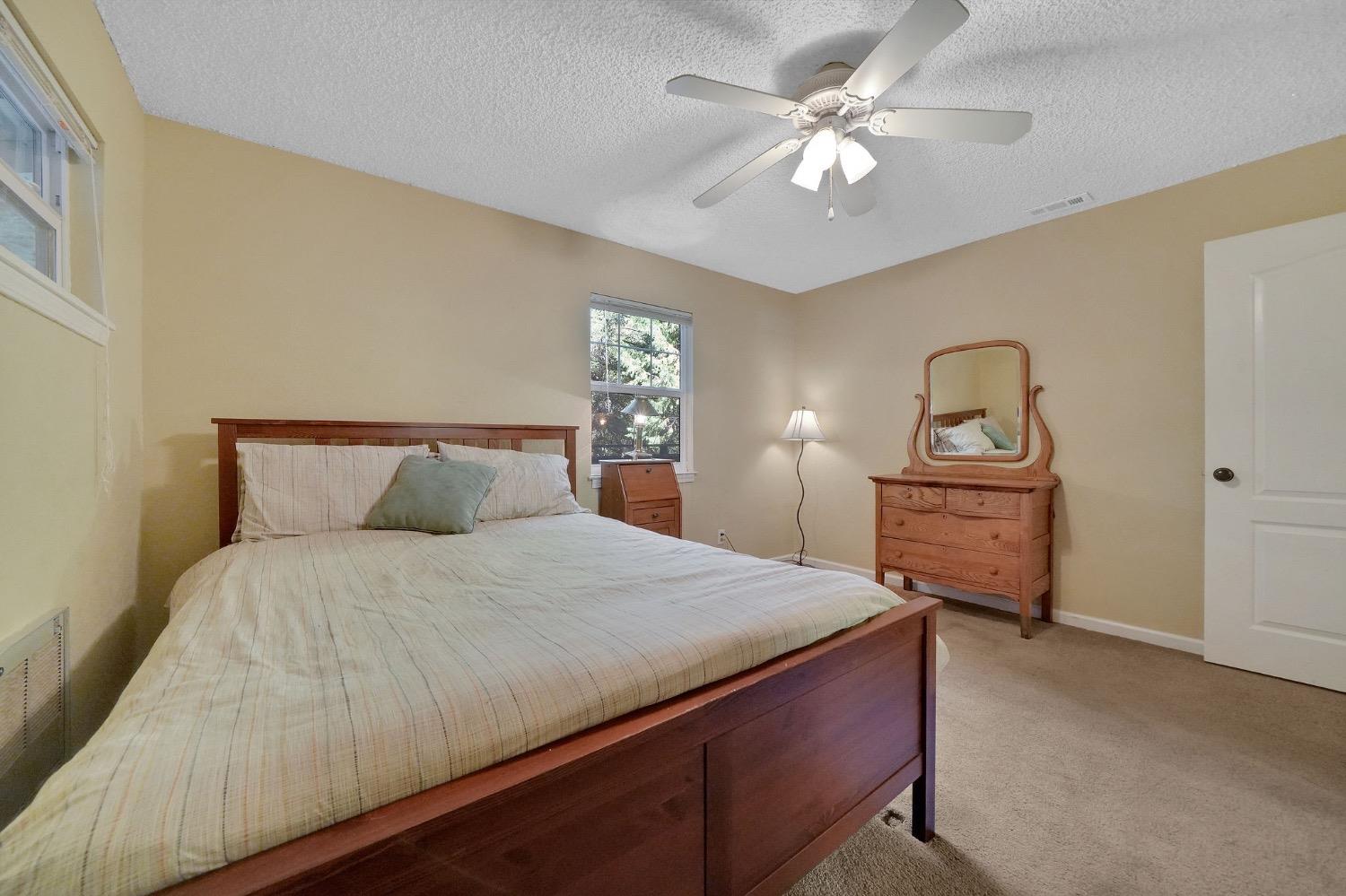 1556 Burnham Road