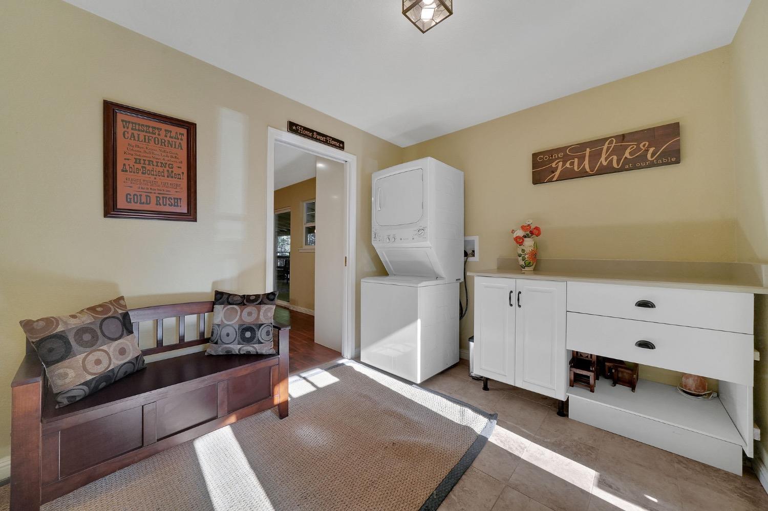 1556 Burnham Road