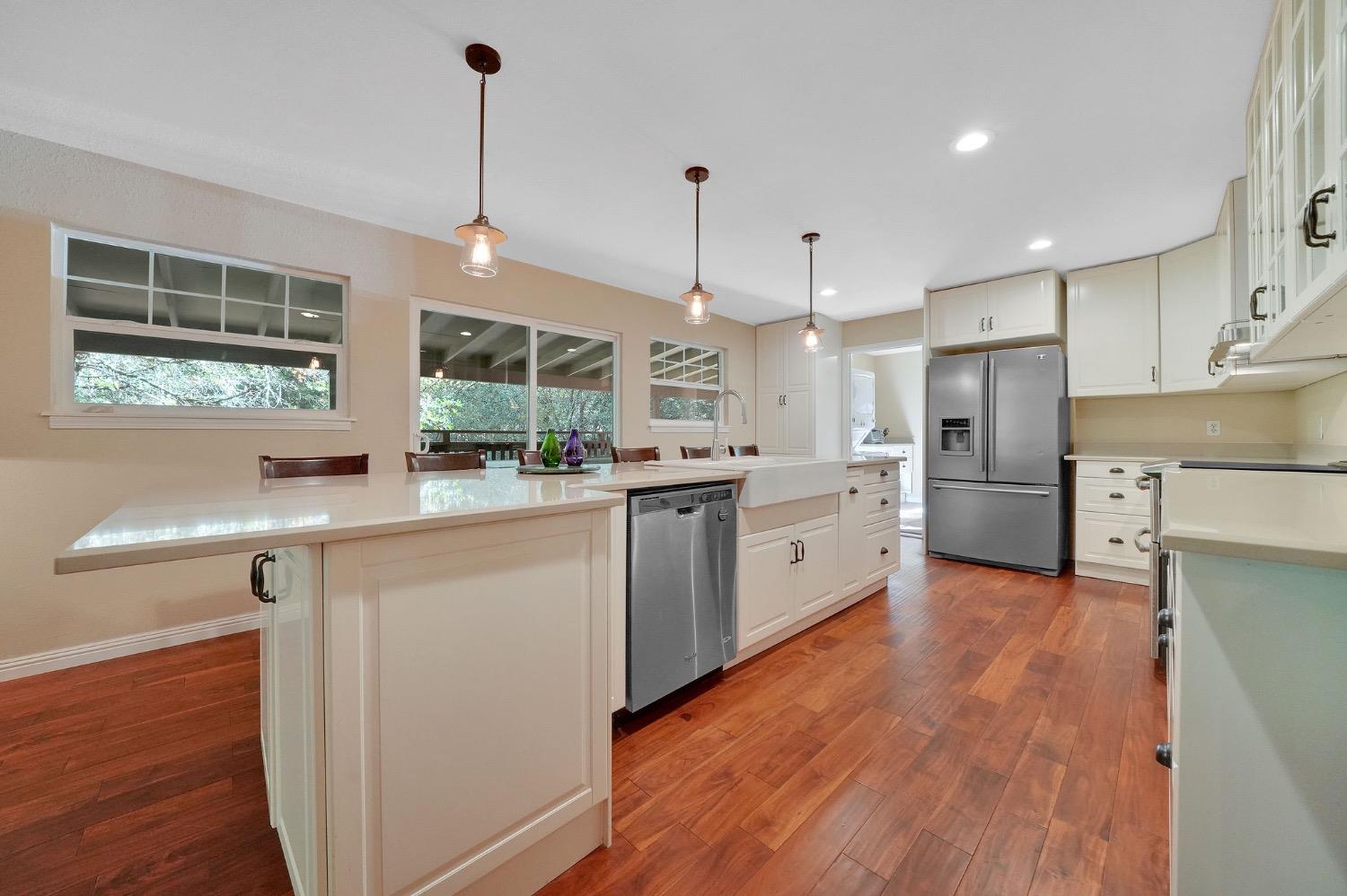 1556 Burnham Road
