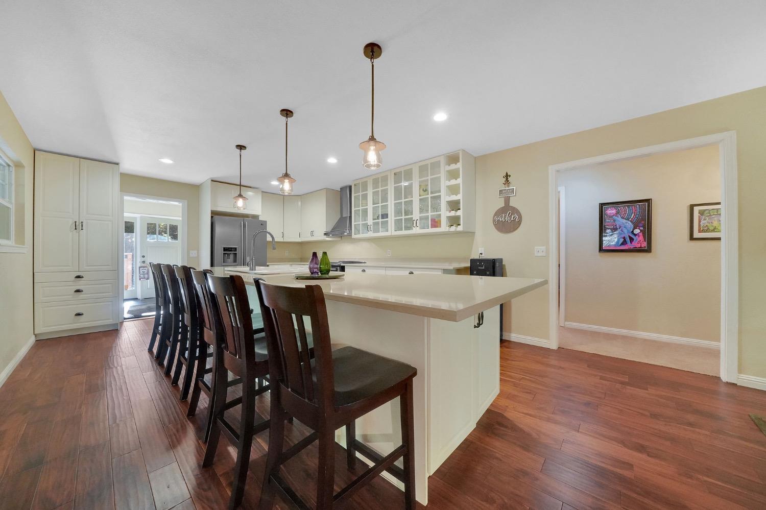 1556 Burnham Road