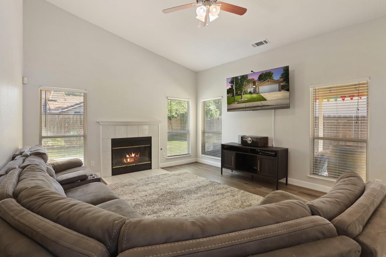 864 Gotland Court