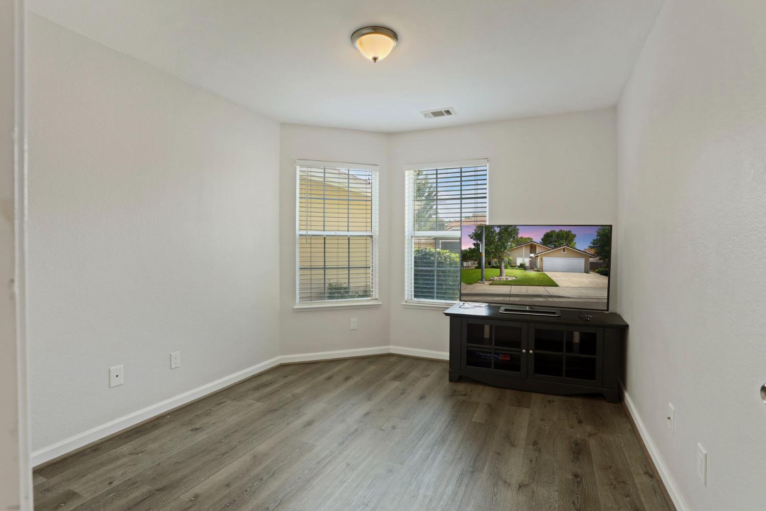 864 Gotland Court