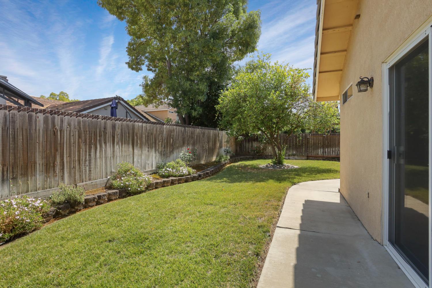 864 Gotland Court
